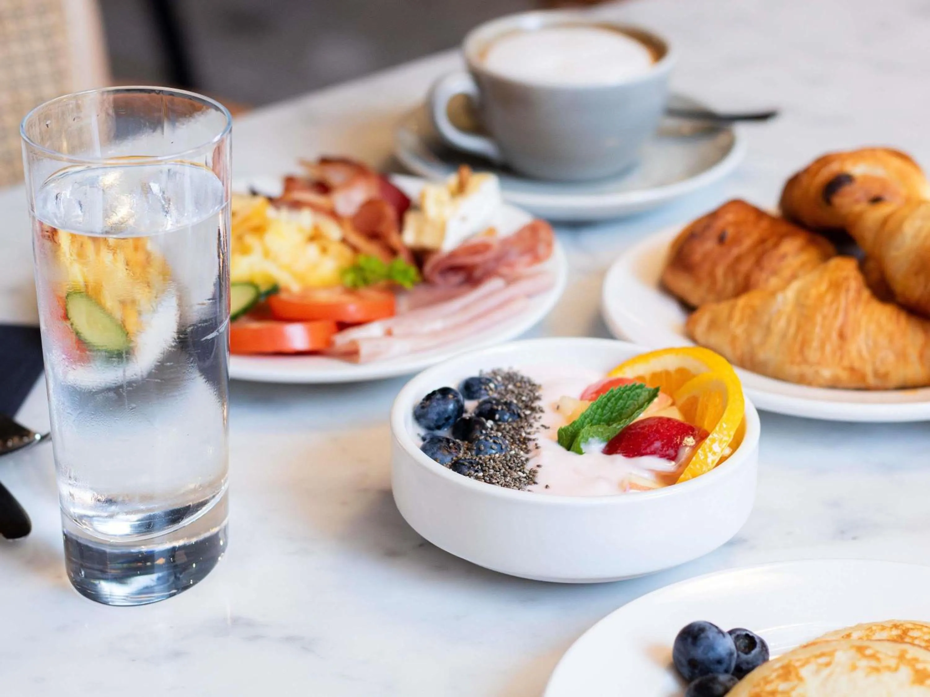 Breakfast in Novotel Zürich Airport Messe - newly renovated