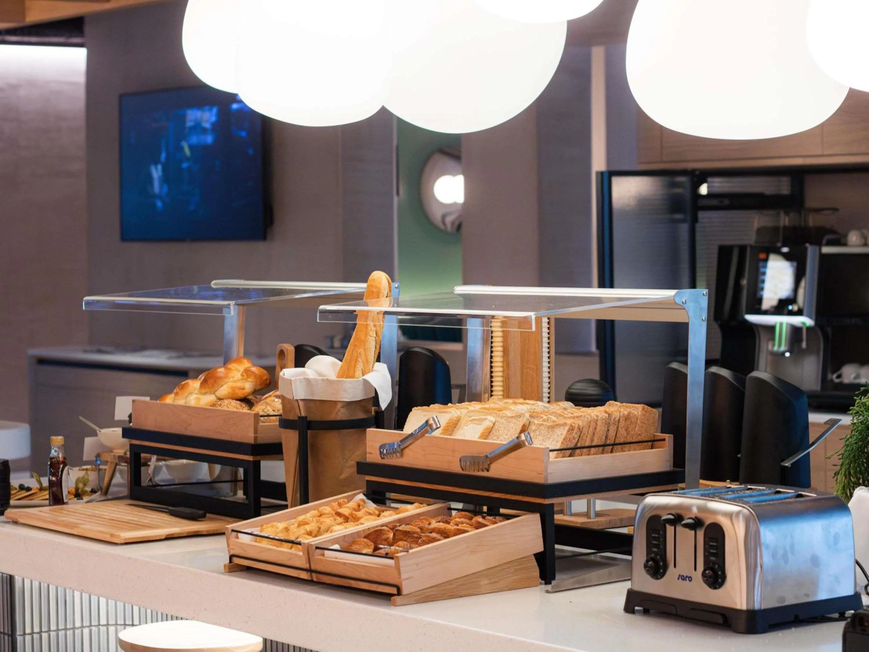 Breakfast in Novotel Zürich Airport Messe - newly renovated