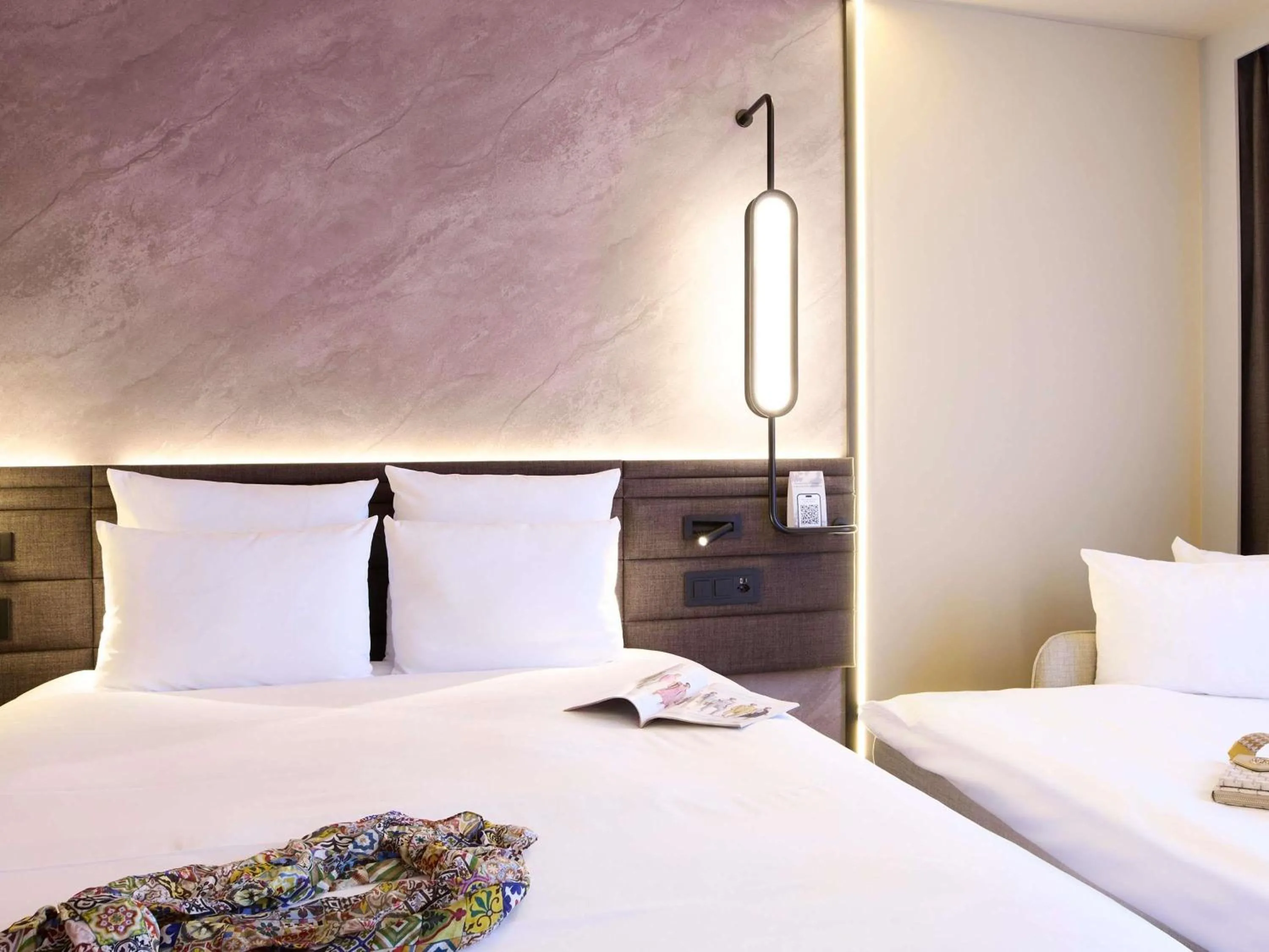 Bedroom, Bed in Novotel Zürich Airport Messe - newly renovated