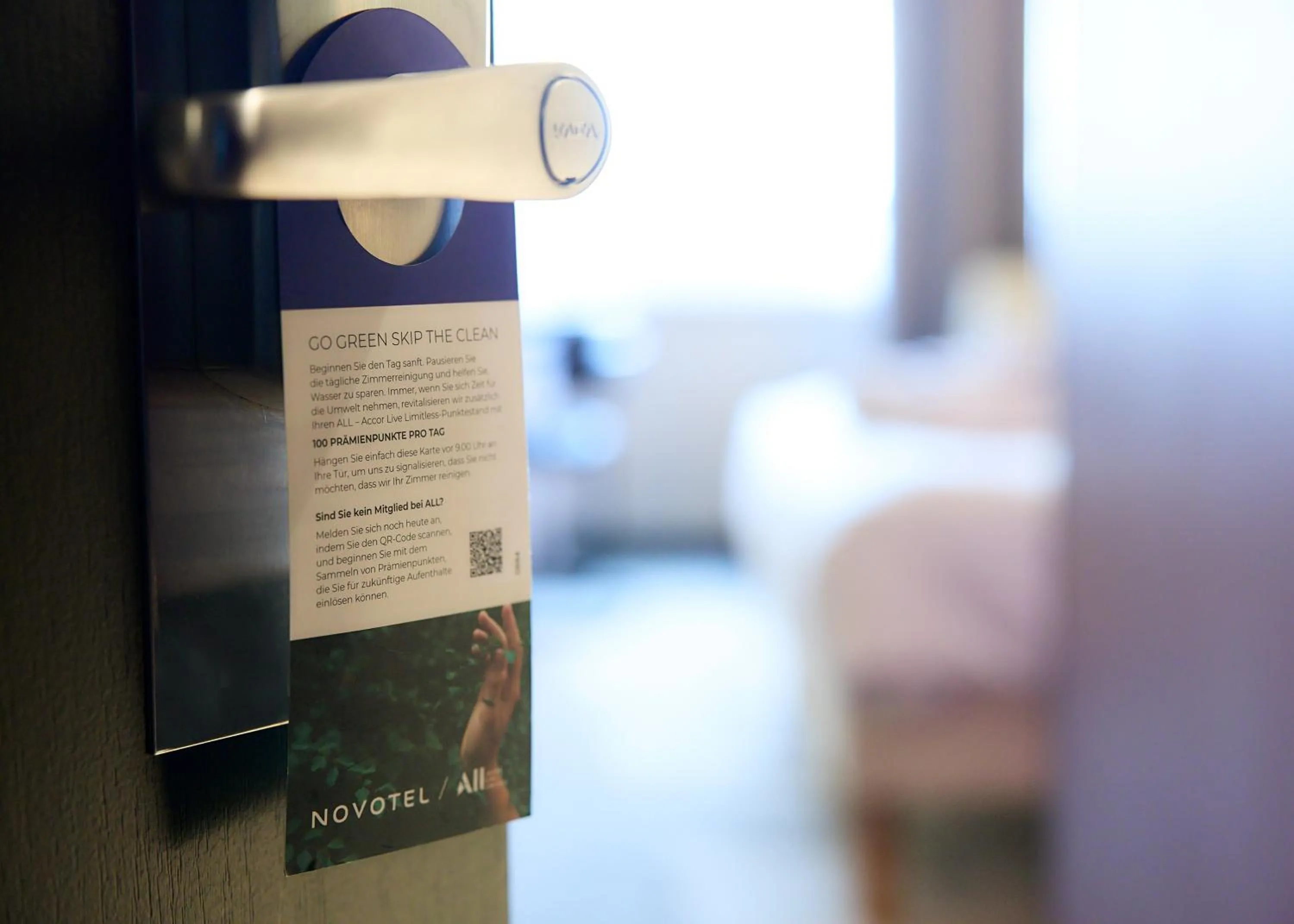 Property building, Bed in Novotel Zürich Airport Messe - newly renovated