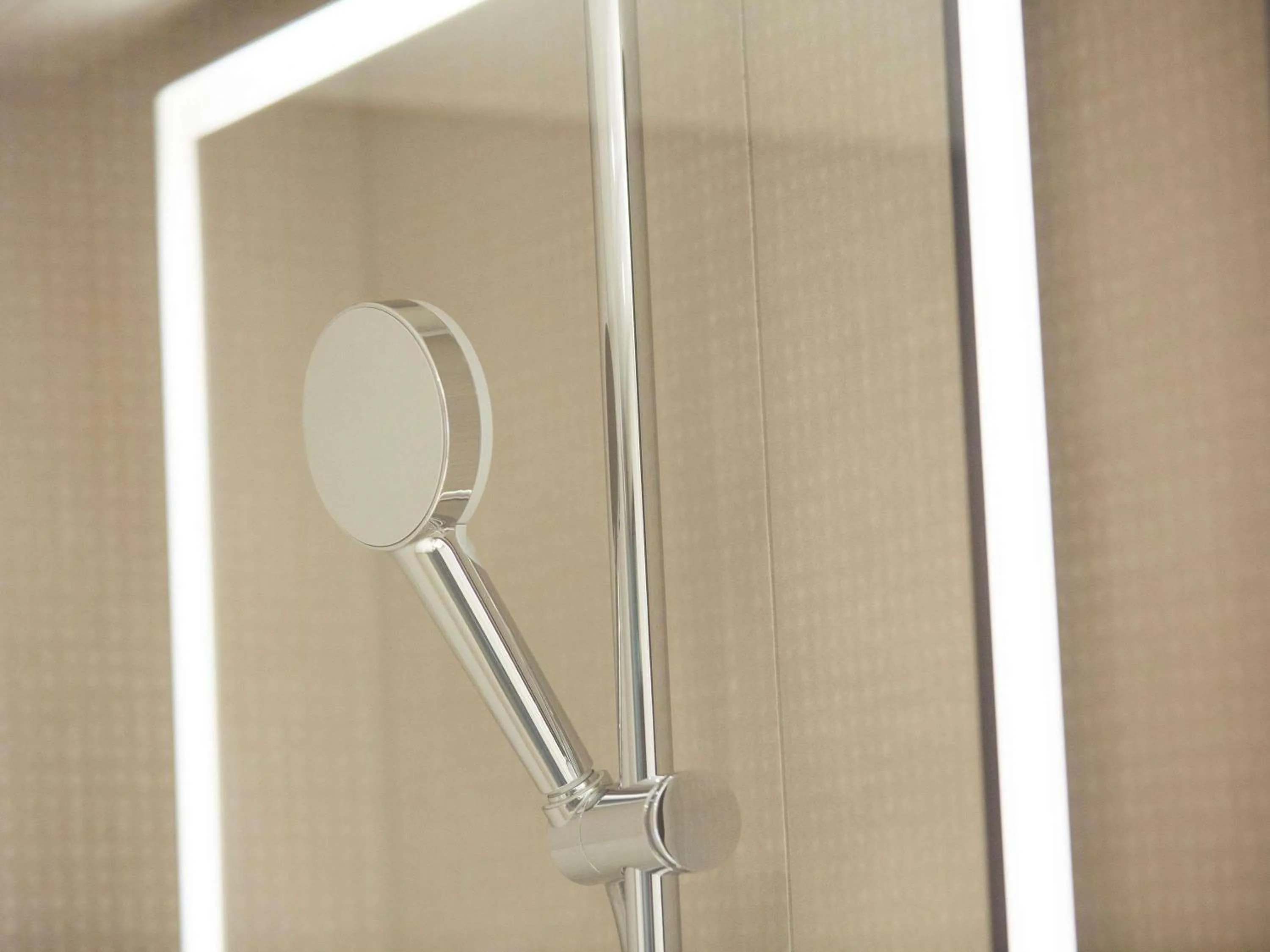 Bedroom in Novotel Zürich Airport Messe - newly renovated