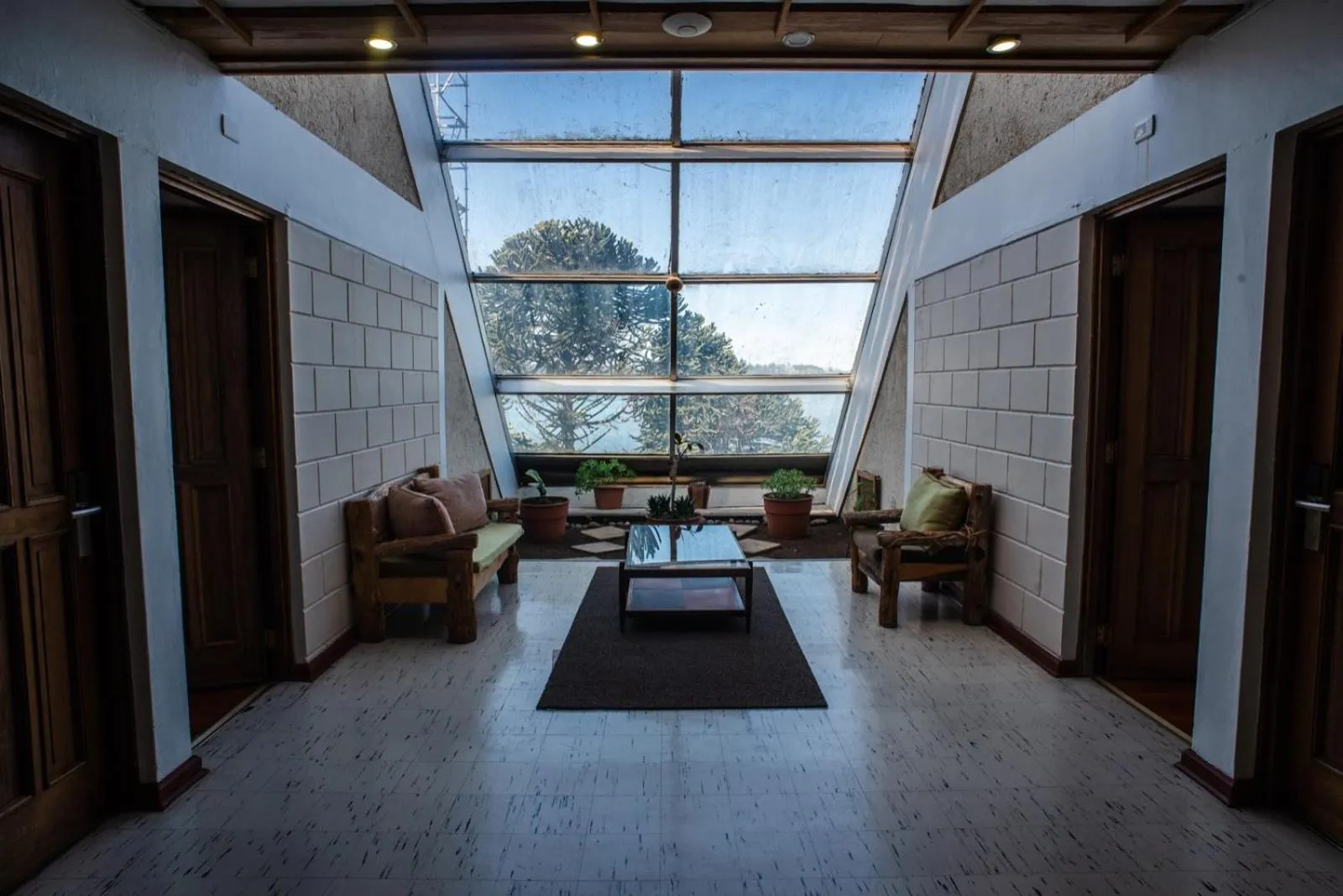 Seating area in Hotel de Castro