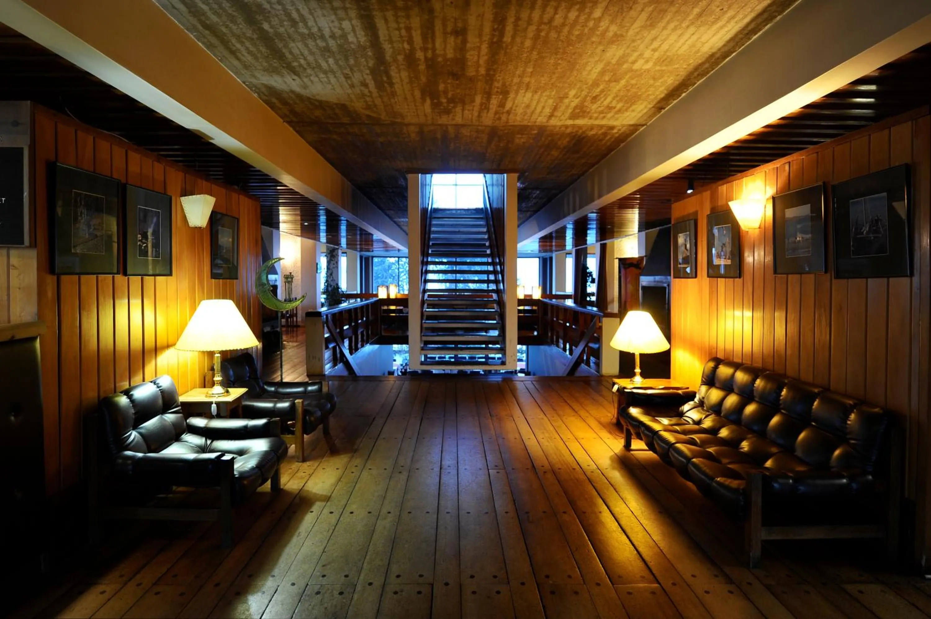 Property building in Hotel de Castro