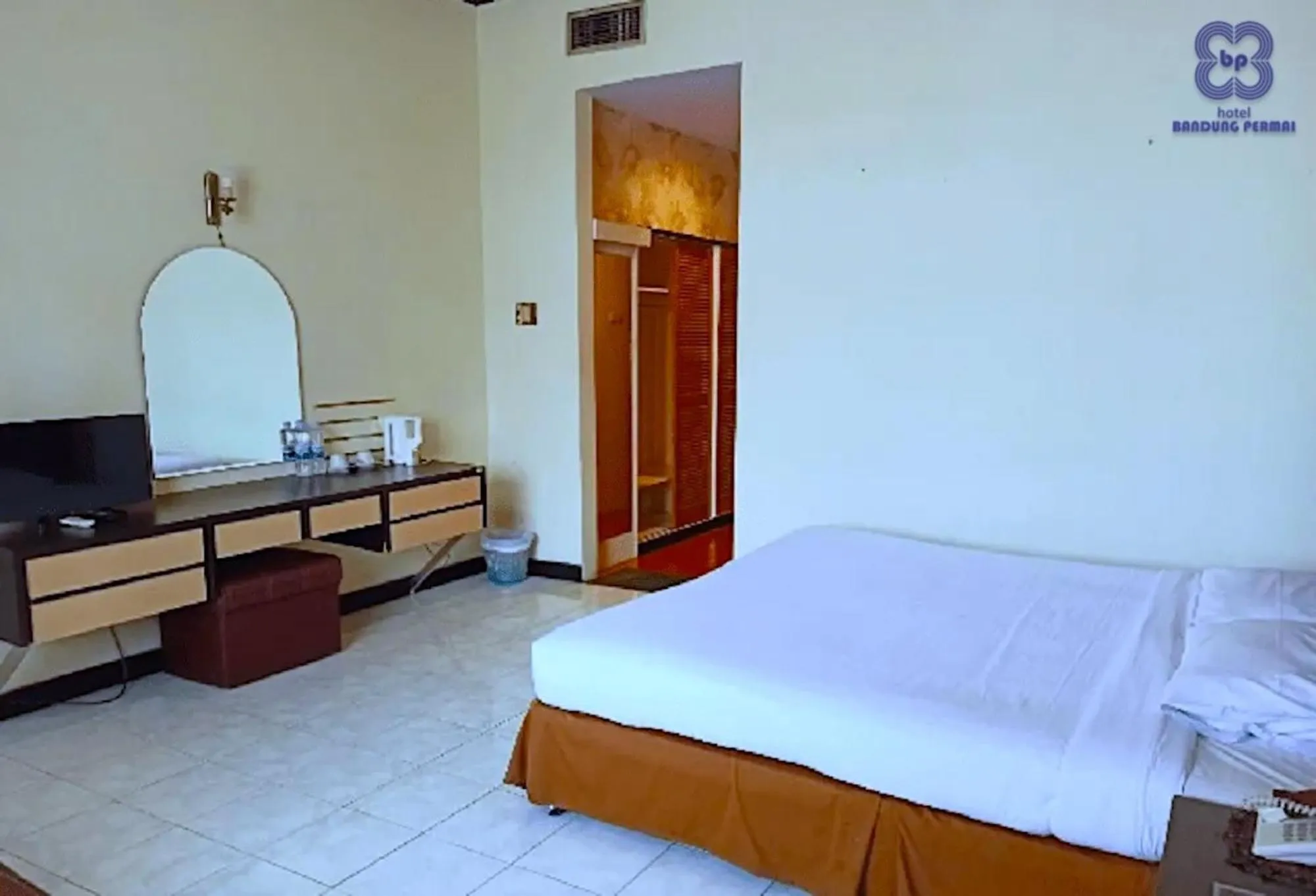 Bed in Bandung Permai Hotel Jember