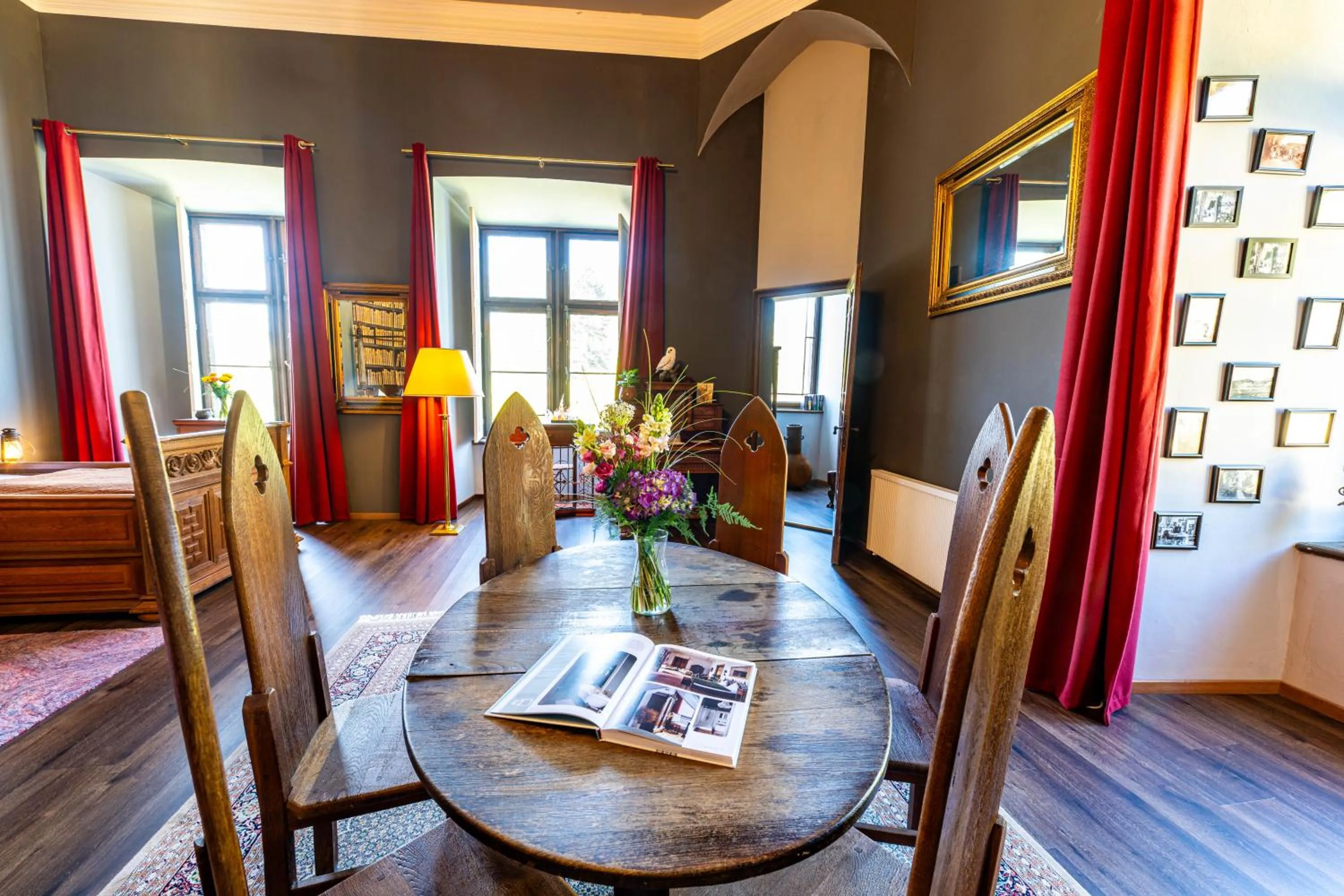 Seating area in Schloss Arenfels