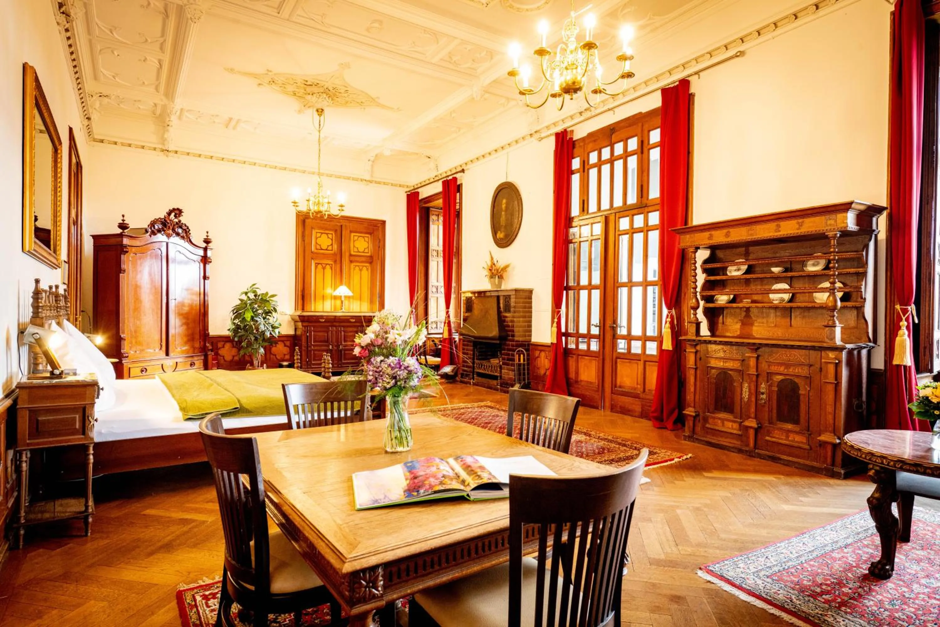 Photo of the whole room in Schloss Arenfels