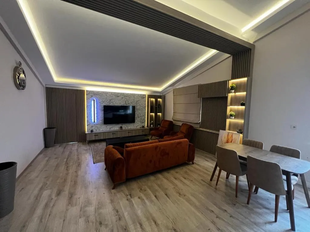 Communal lounge/ TV room in MY Smart