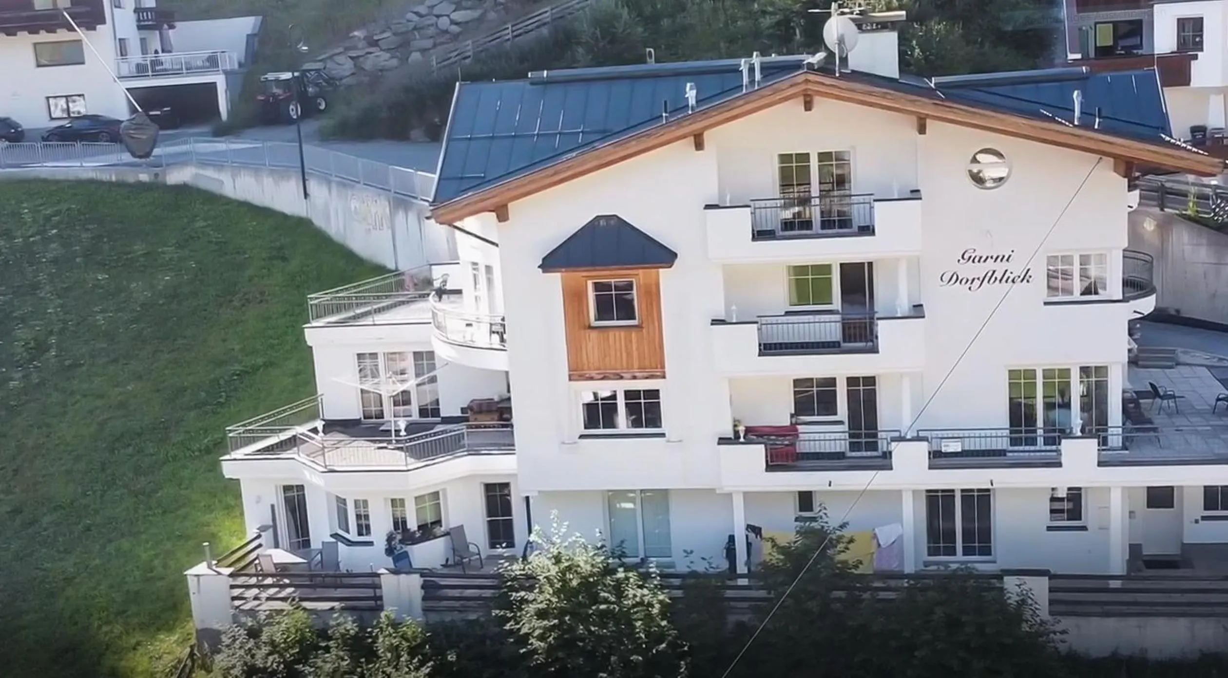 Facade/entrance in Garni Dorfblick