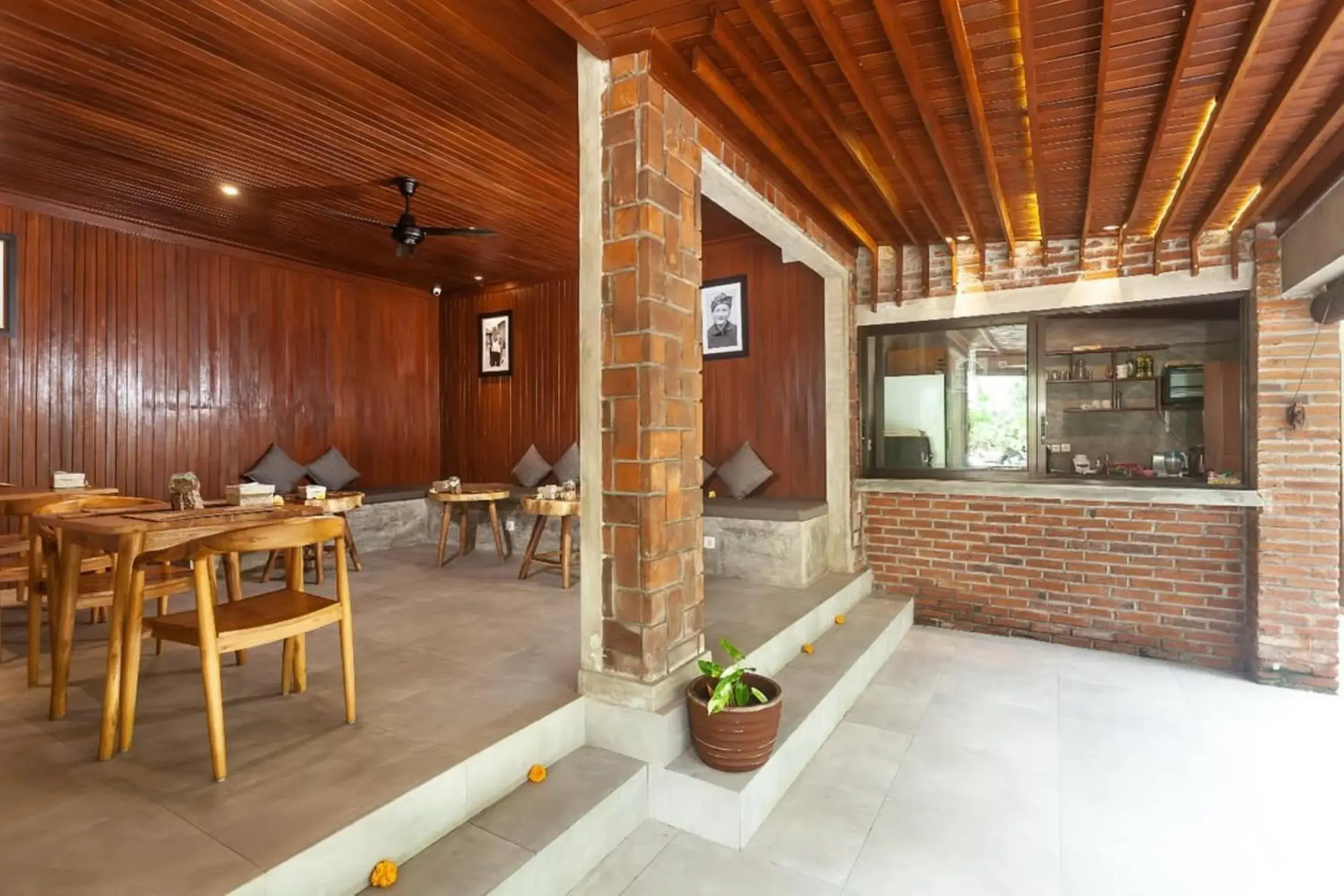 Restaurant/places to eat in Santris Villas by GenuineHost Restaurant/places to eat in Santris Villas by GenuineHost