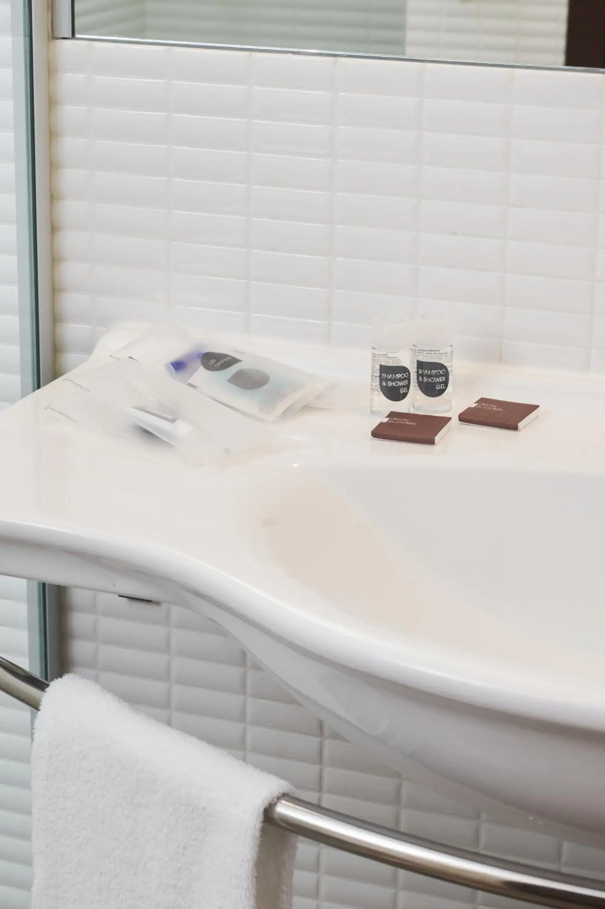 Bathroom in Kona Hotel Verona by Kleos Group Collection Bathroom in Kona Hotel Verona by Kleos Group Collection