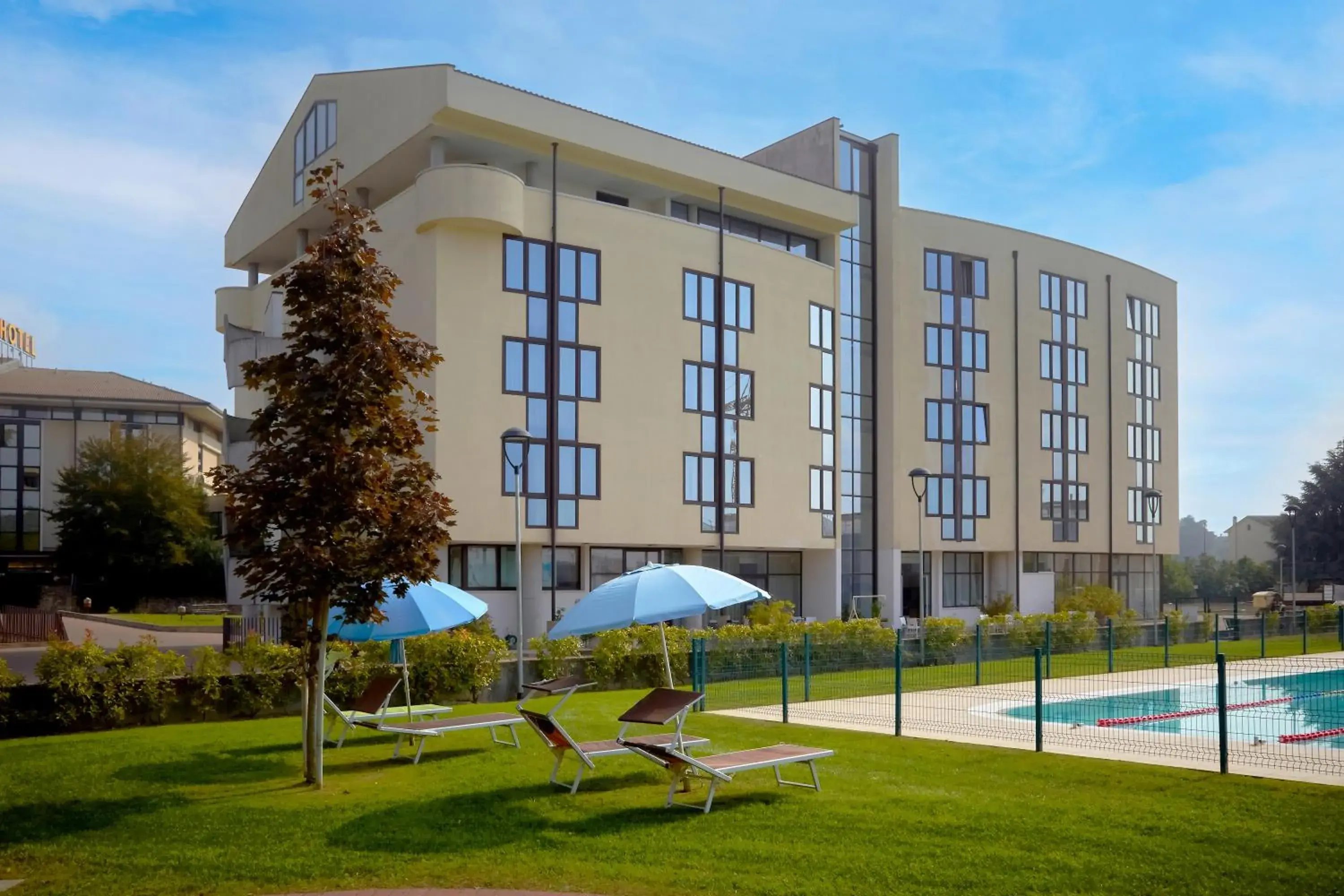 Property building in Kona Hotel Verona by Kleos Group Collection Property building in Kona Hotel Verona by Kleos Group Collection