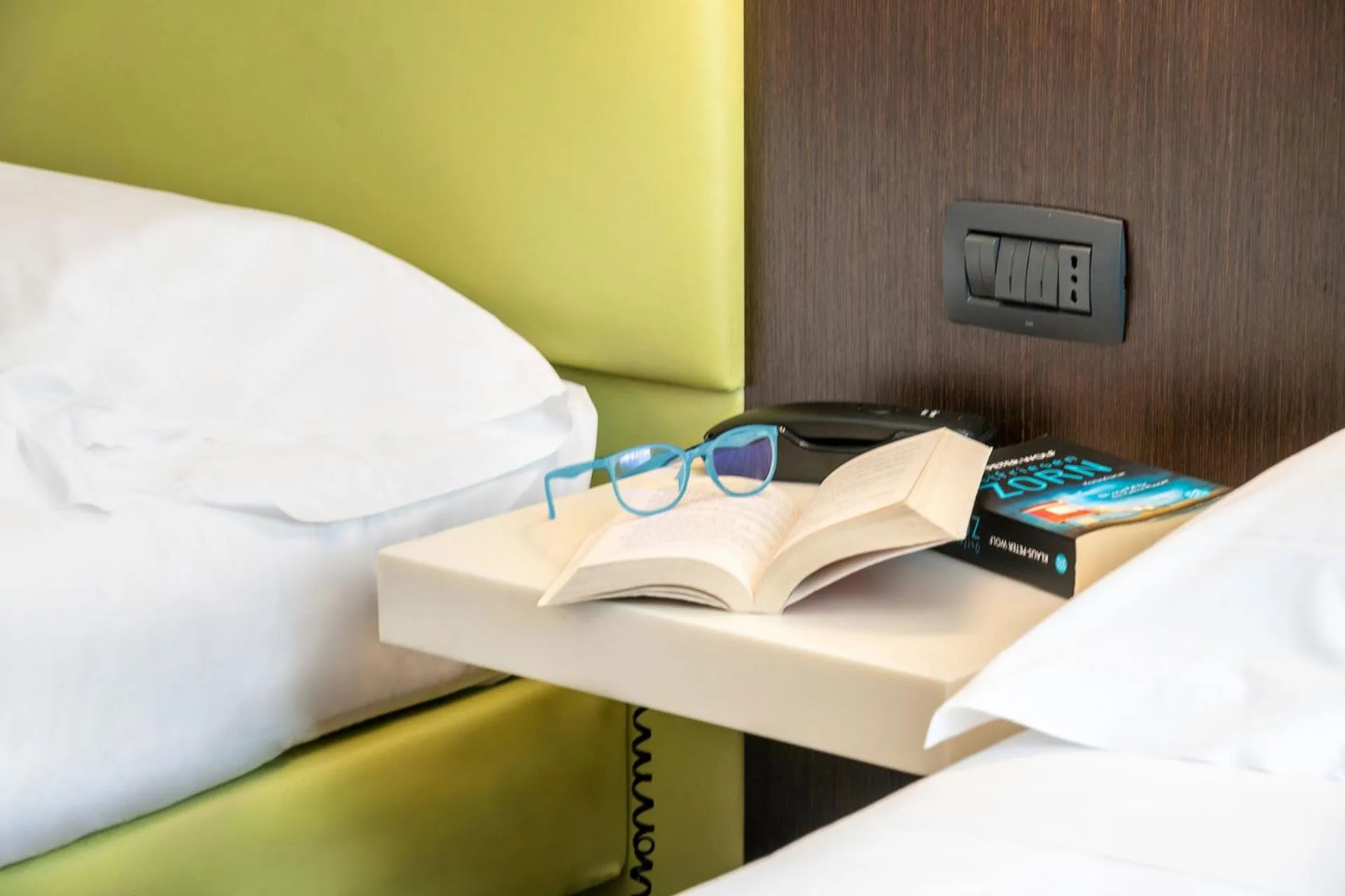 Bed in Kona Hotel Verona by Kleos Group Collection