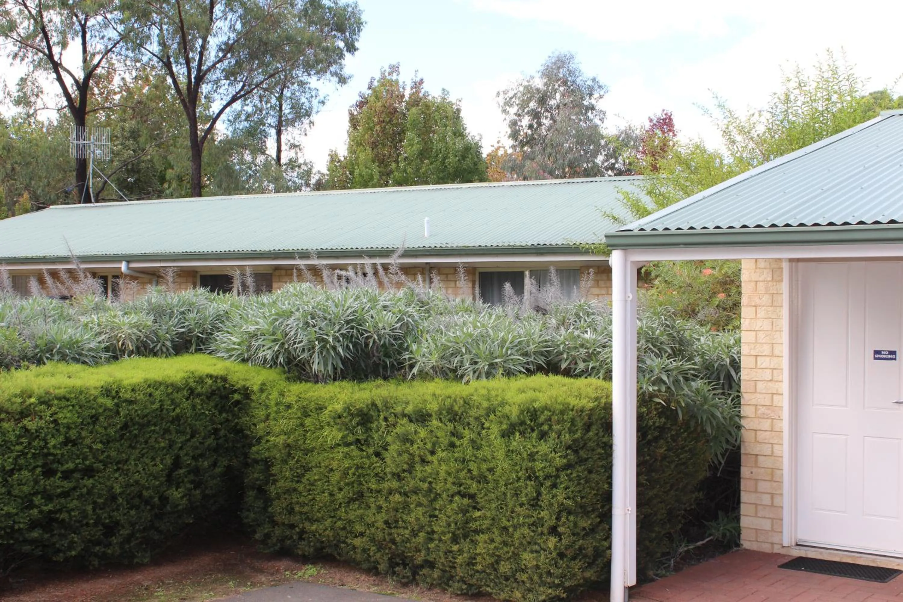 Garden in Margaret River Tourist Park