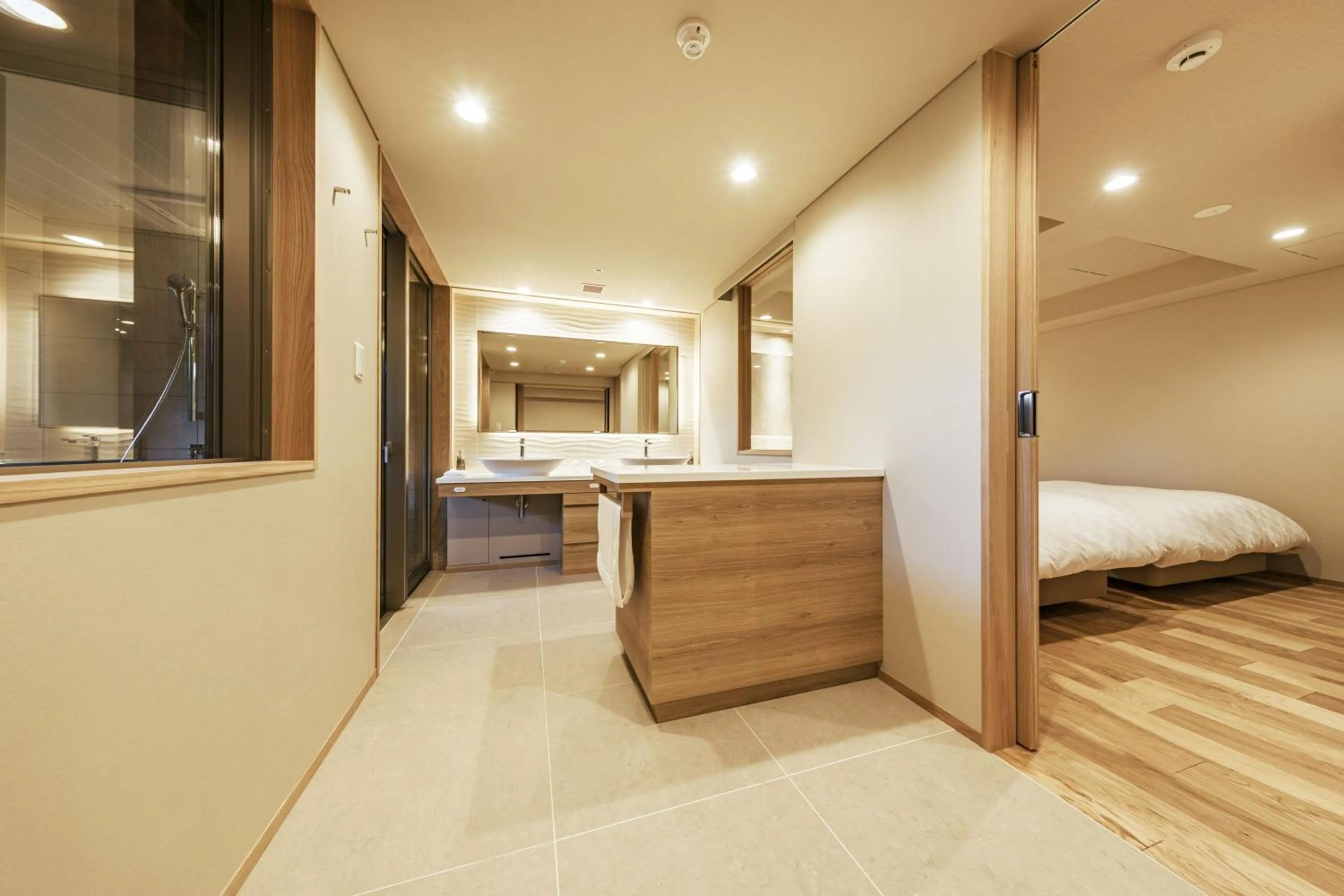 Bathroom, Bed in Hotel Mahoroba