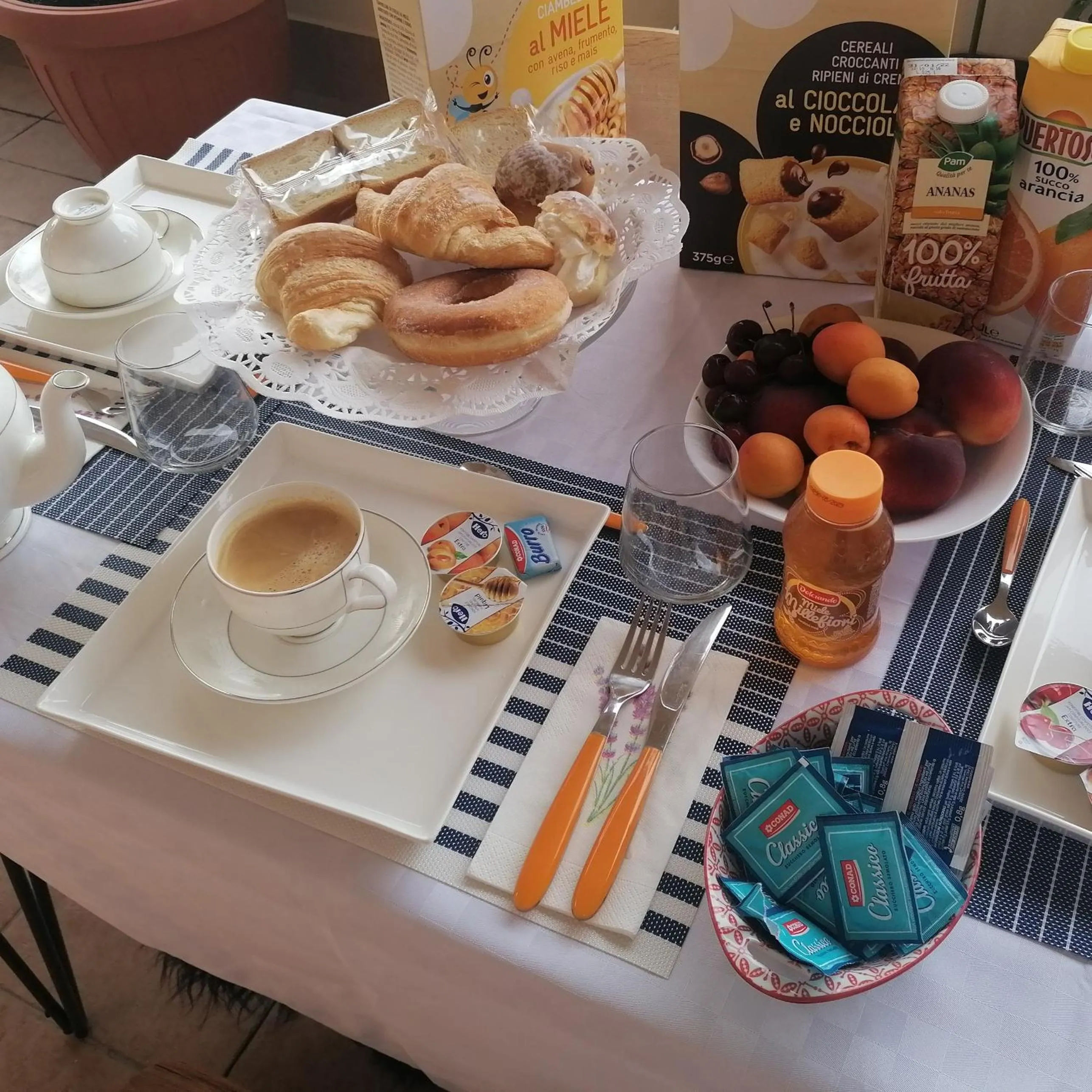 Continental breakfast in B&BYanet's Beautiful House