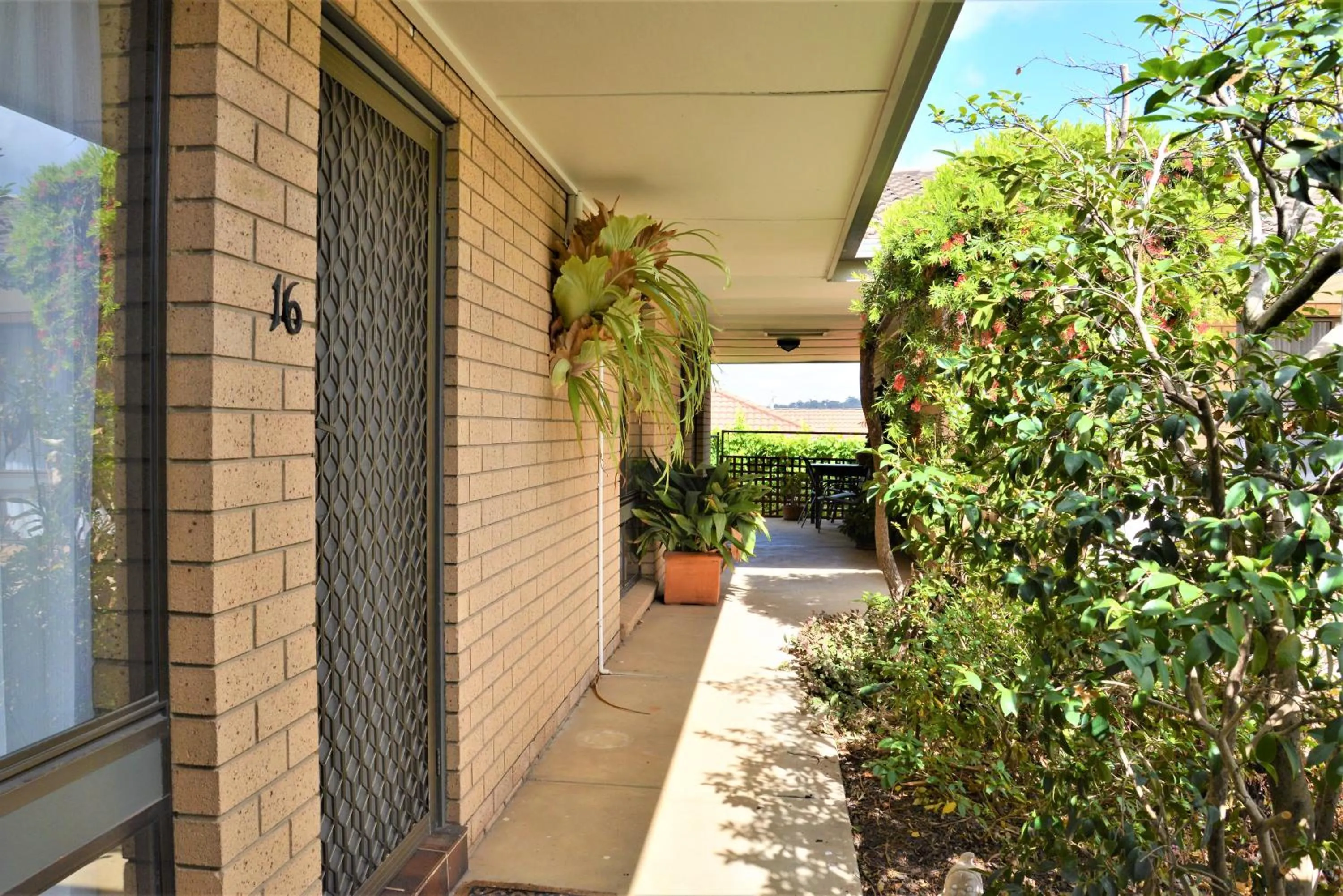 Facade/entrance in Albury Allawa Motor Inn