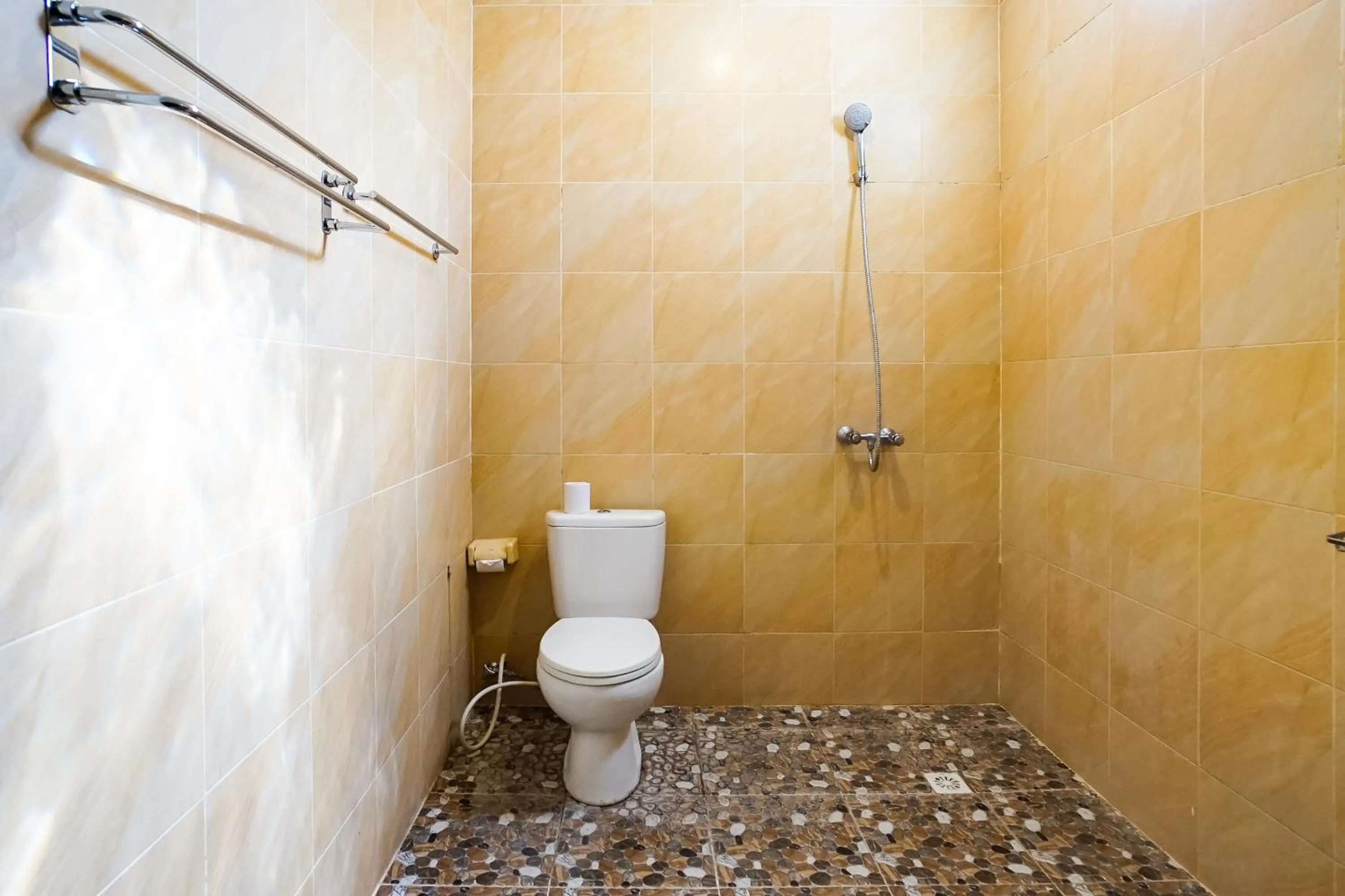 Bathroom in Taman Ayu Legian Hotel