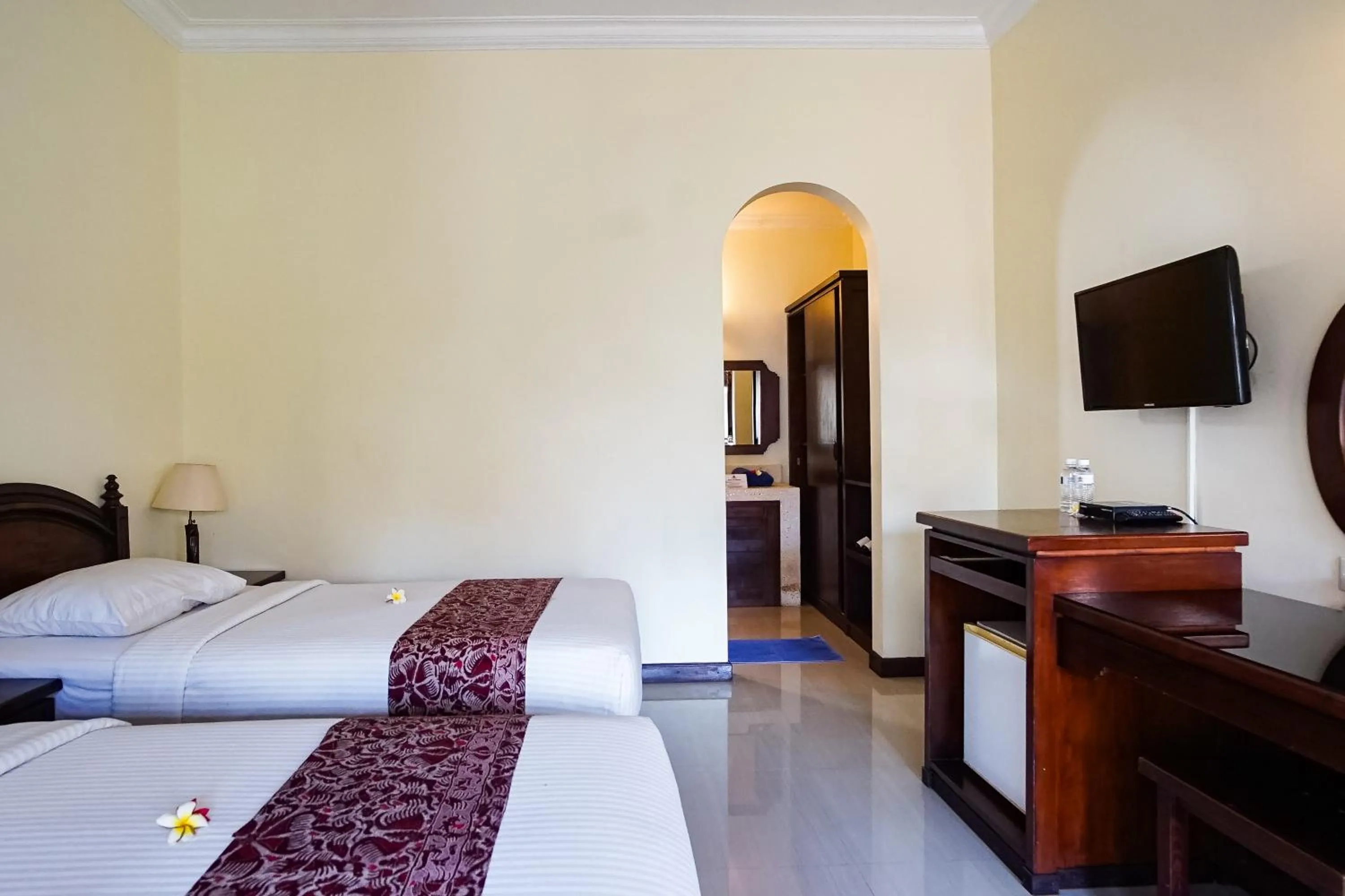 Bedroom, Bed in Taman Ayu Legian Hotel