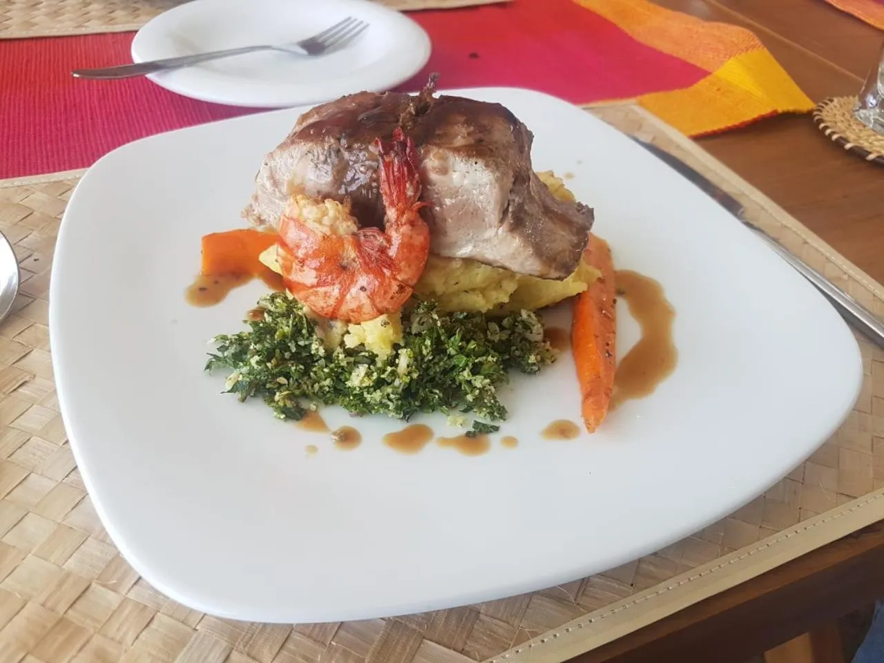 Restaurant/places to eat, Food in Bungalow By The Beach