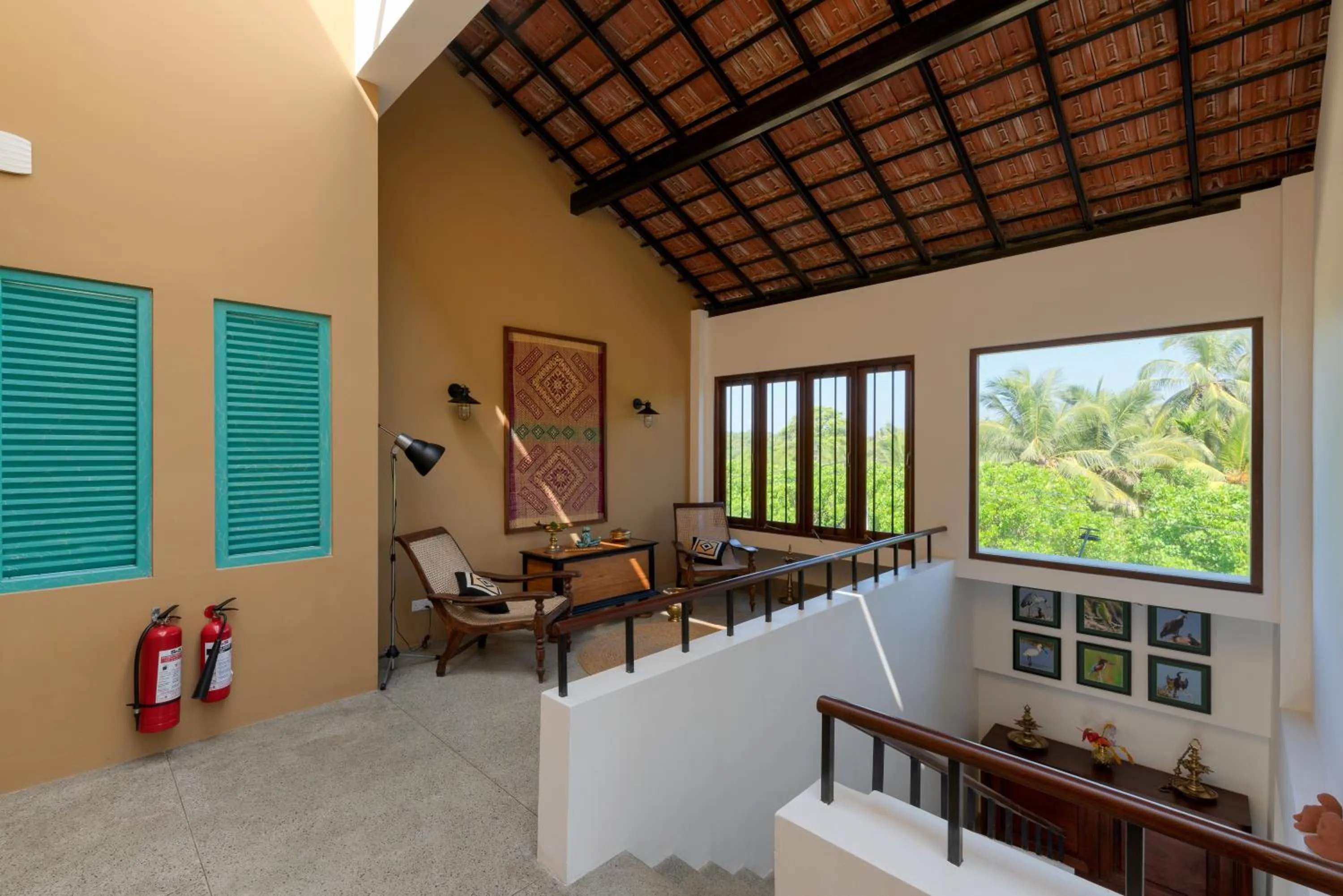 Library in Bungalow By The Beach