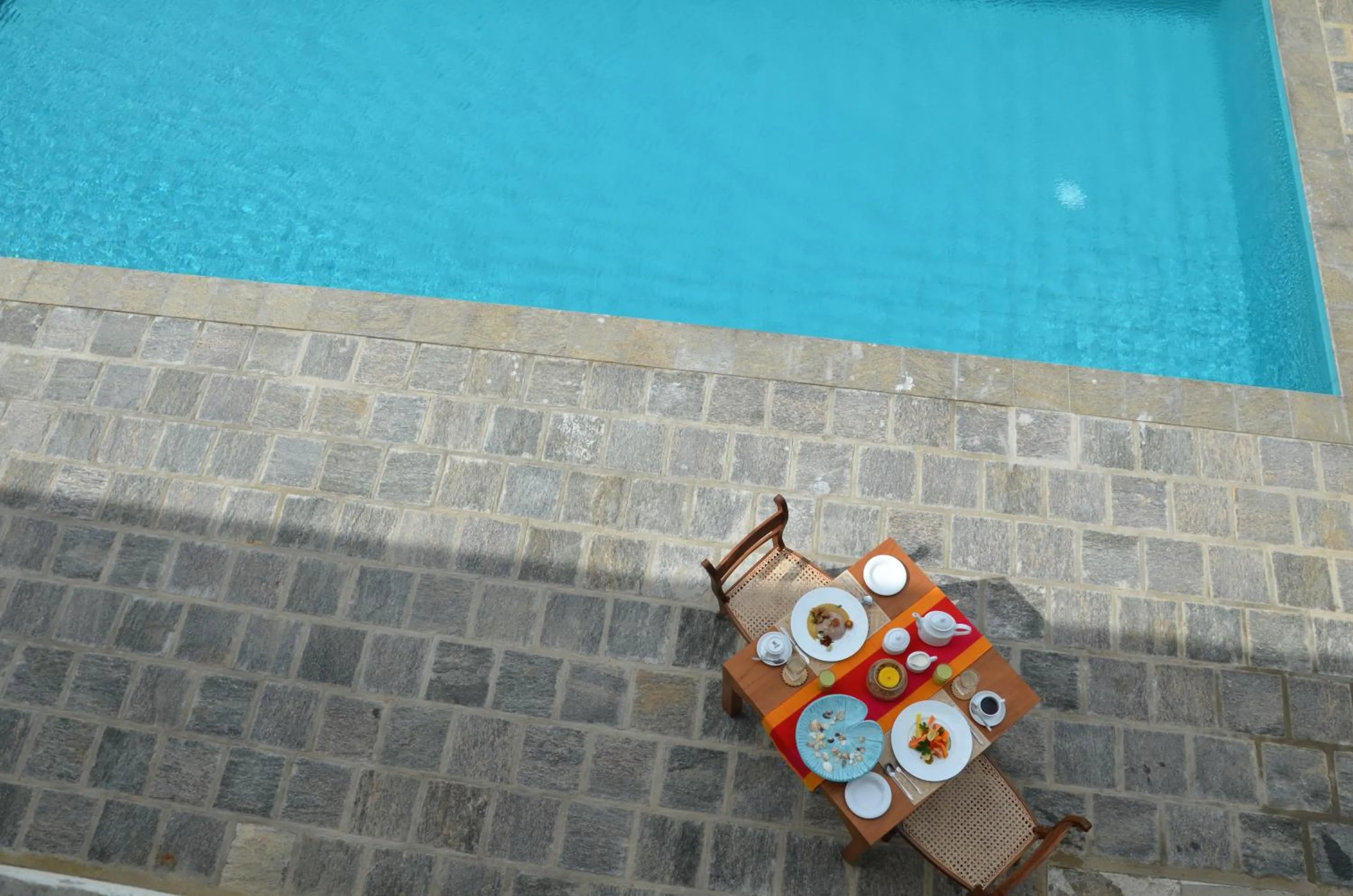 Food and drinks in Bungalow By The Beach