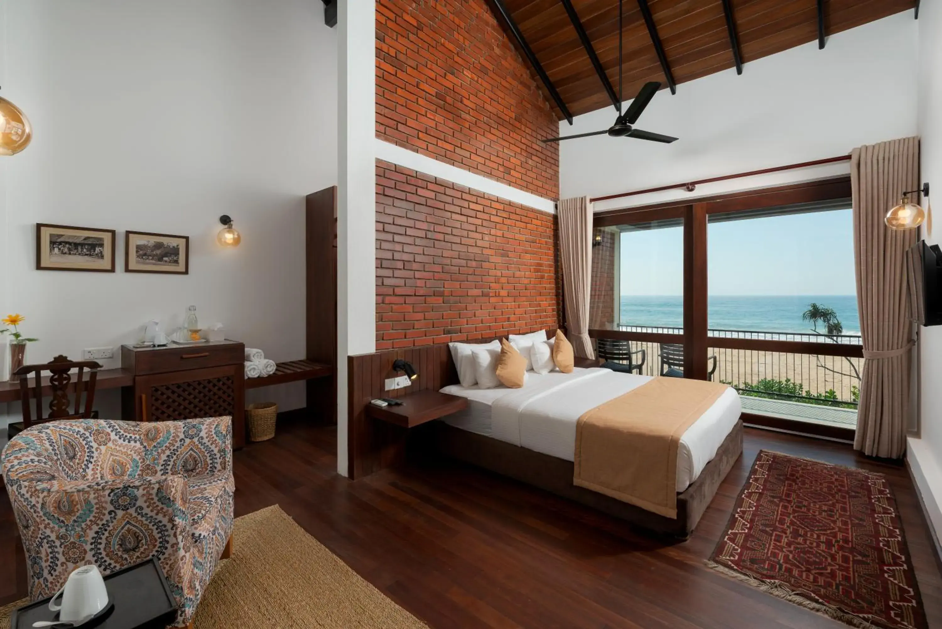 Deluxe Double Room with Sea View in Bungalow By The Beach Deluxe Double Room with Sea View in Bungalow By The Beach