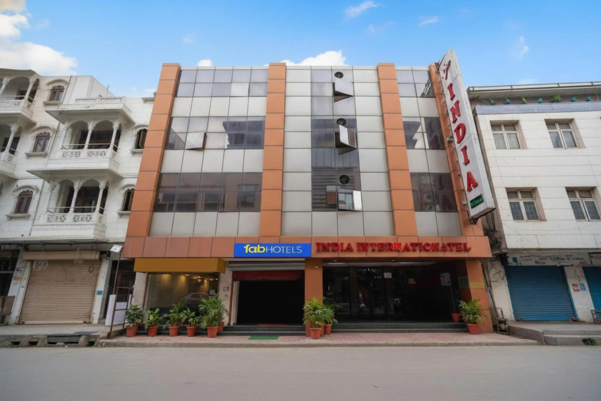 Facade/entrance in FabHotel India International