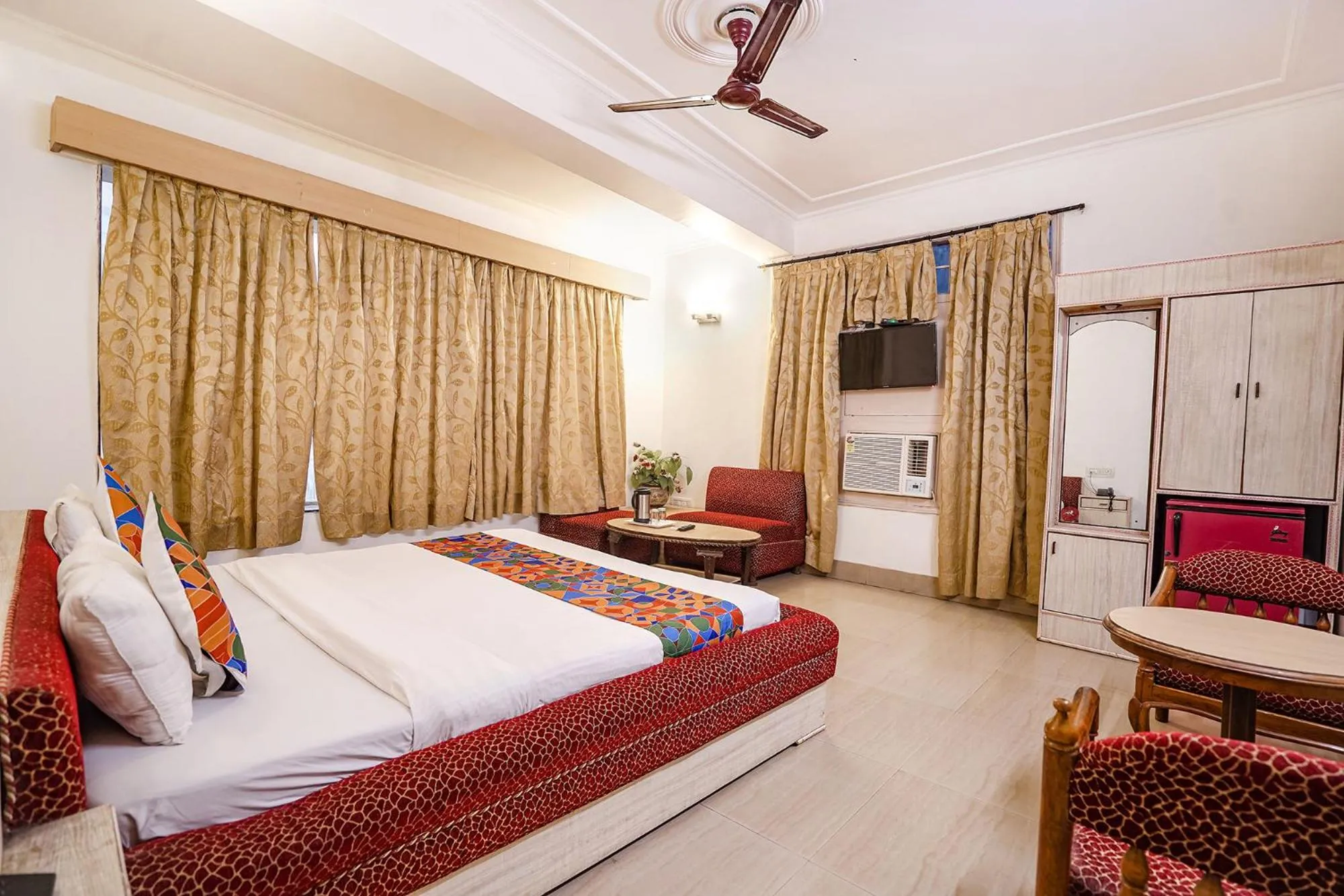 Bed in FabHotel India International