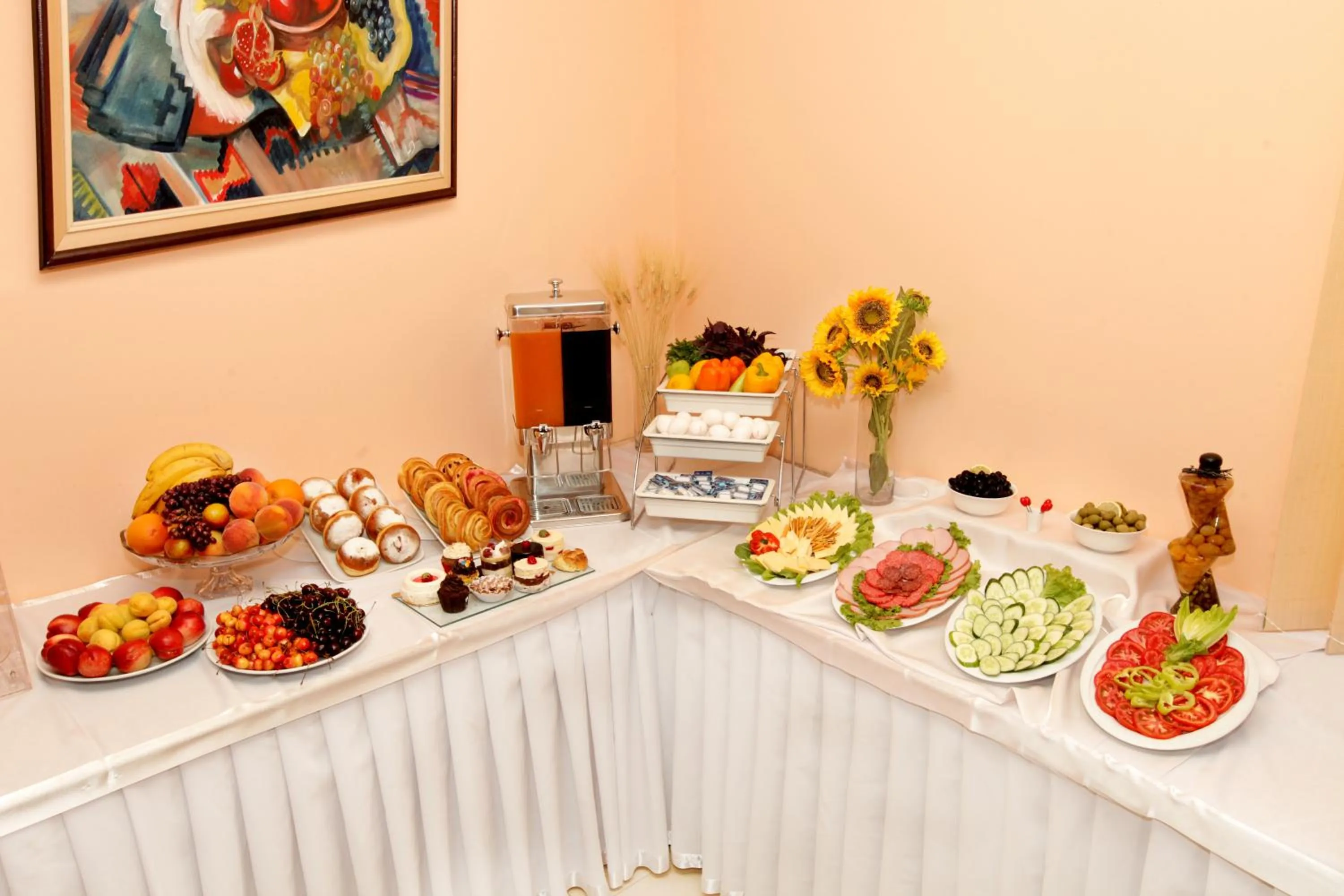 Breakfast in Panorama Resort&Suites