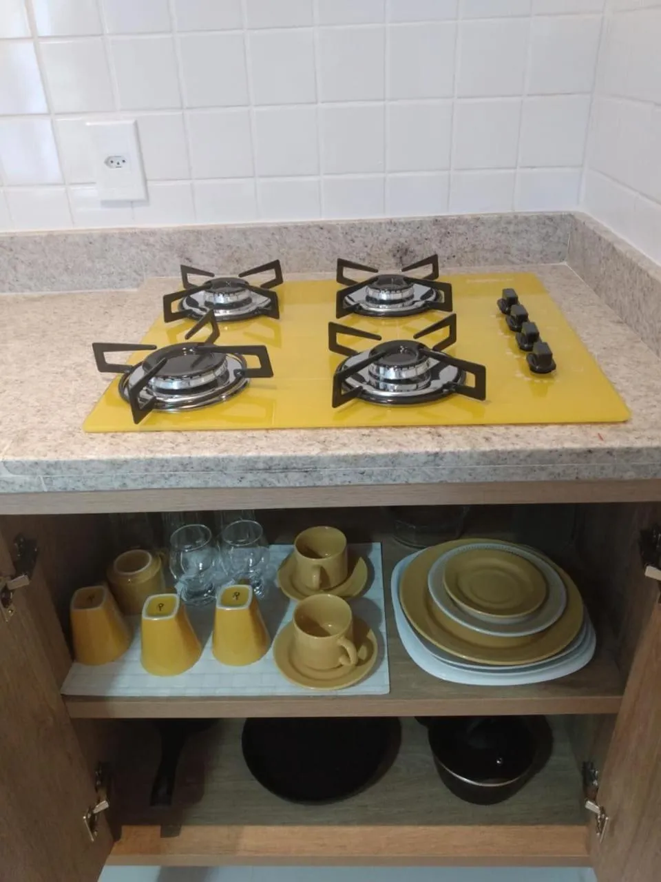 Kitchen or kitchenette in Mar Turquesa Eco Pousada