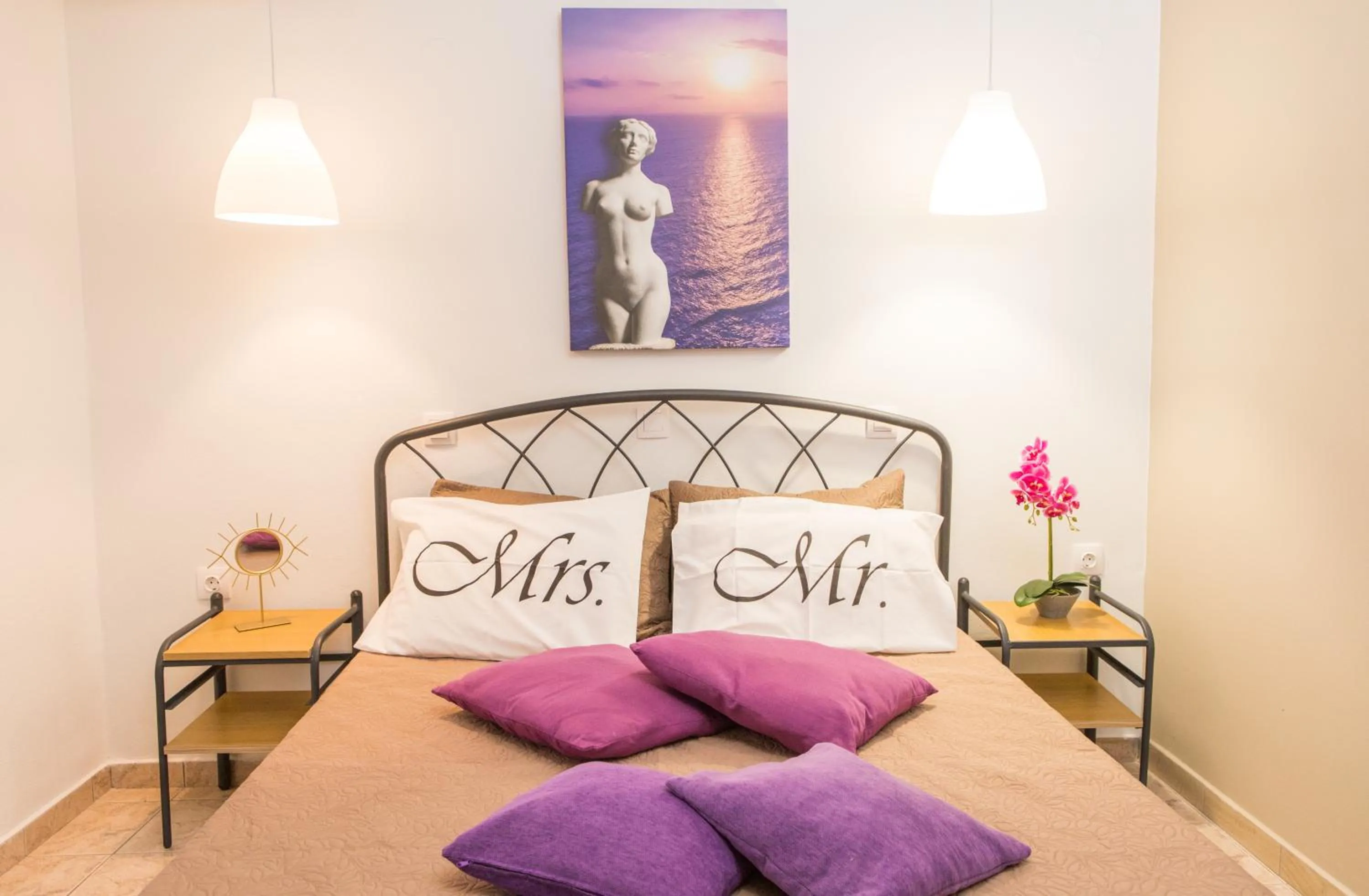Bed in Kampus Living Luxury Complex