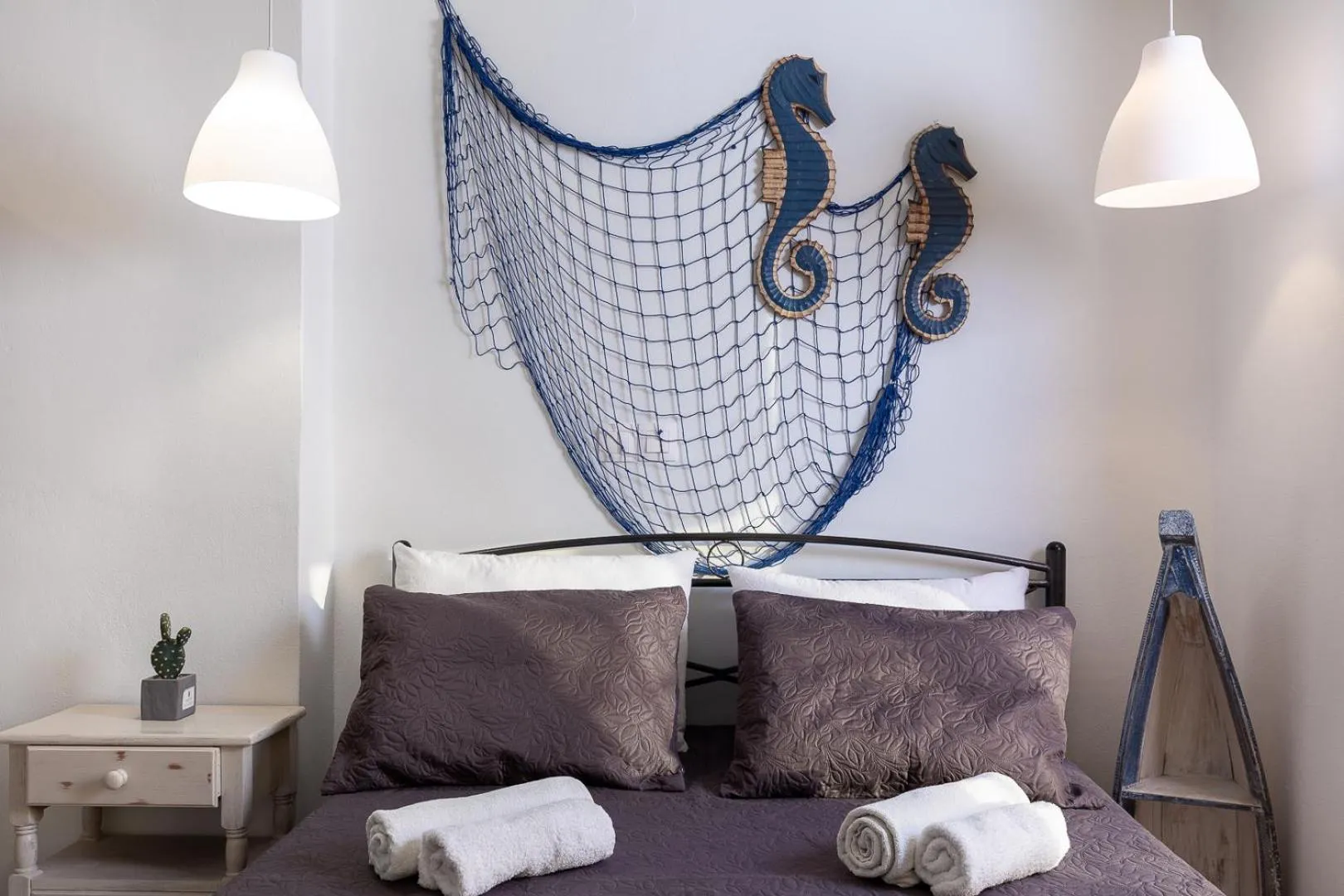 Bed in Kampus Living Luxury Complex