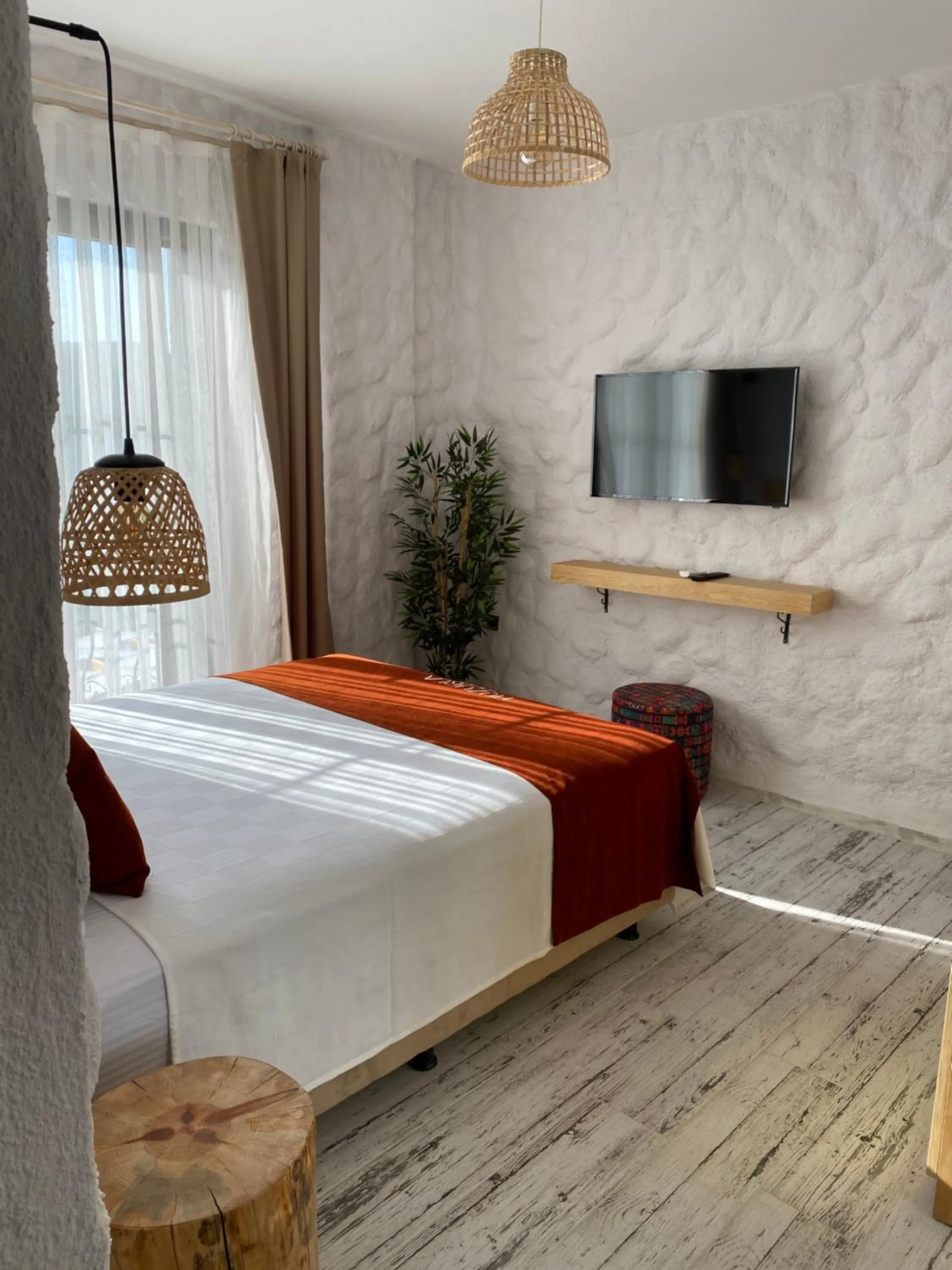 Bed in Huzurla otel