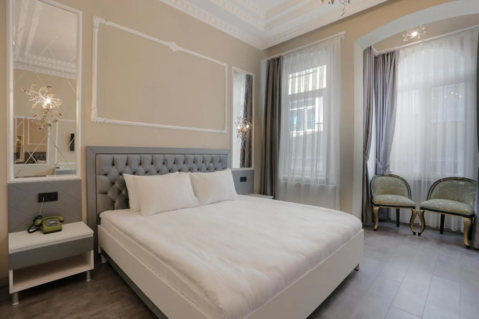 Bed in Arach Hotel Harbiye