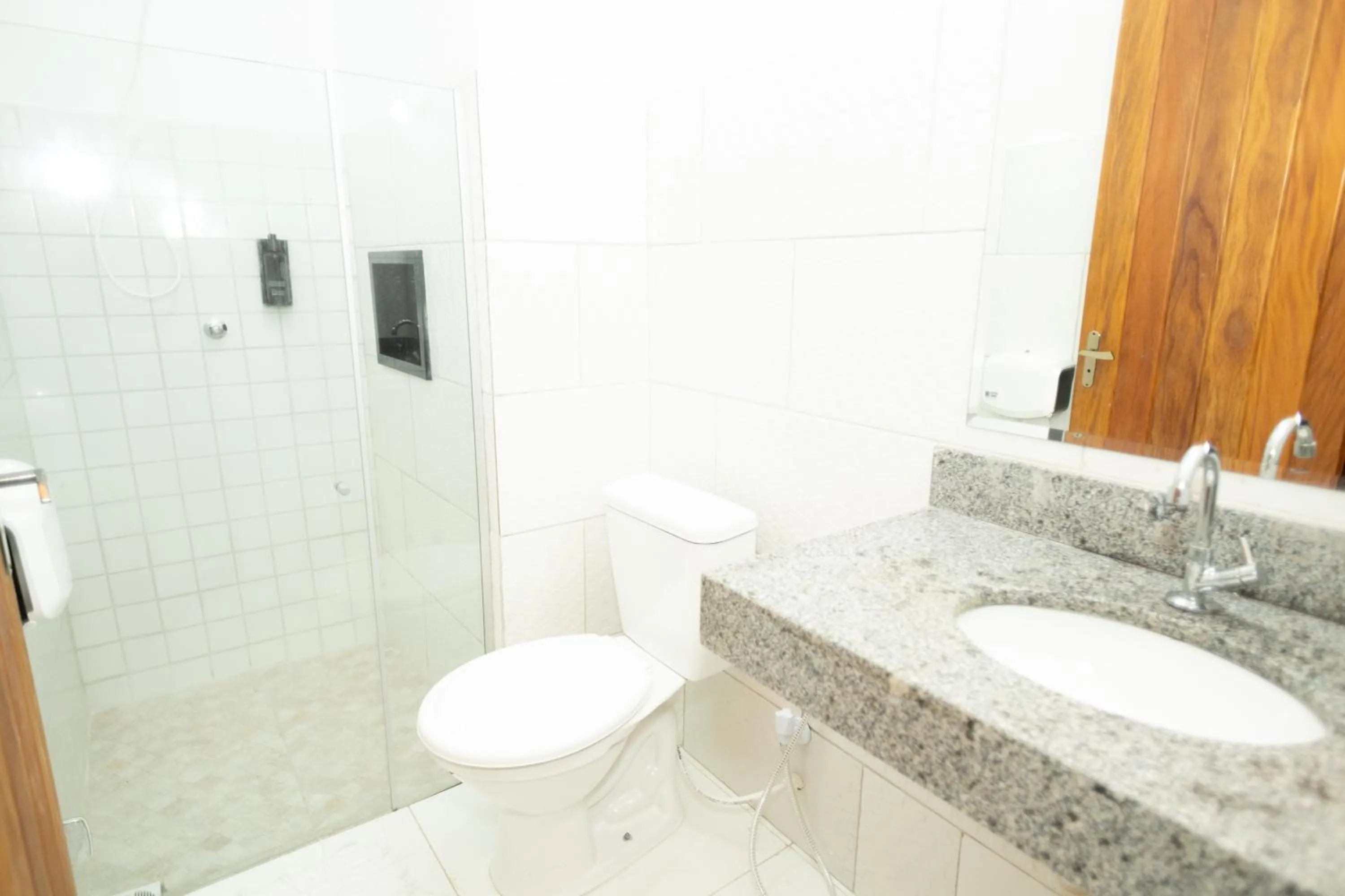 Shower in Pousada Flor do Arraial