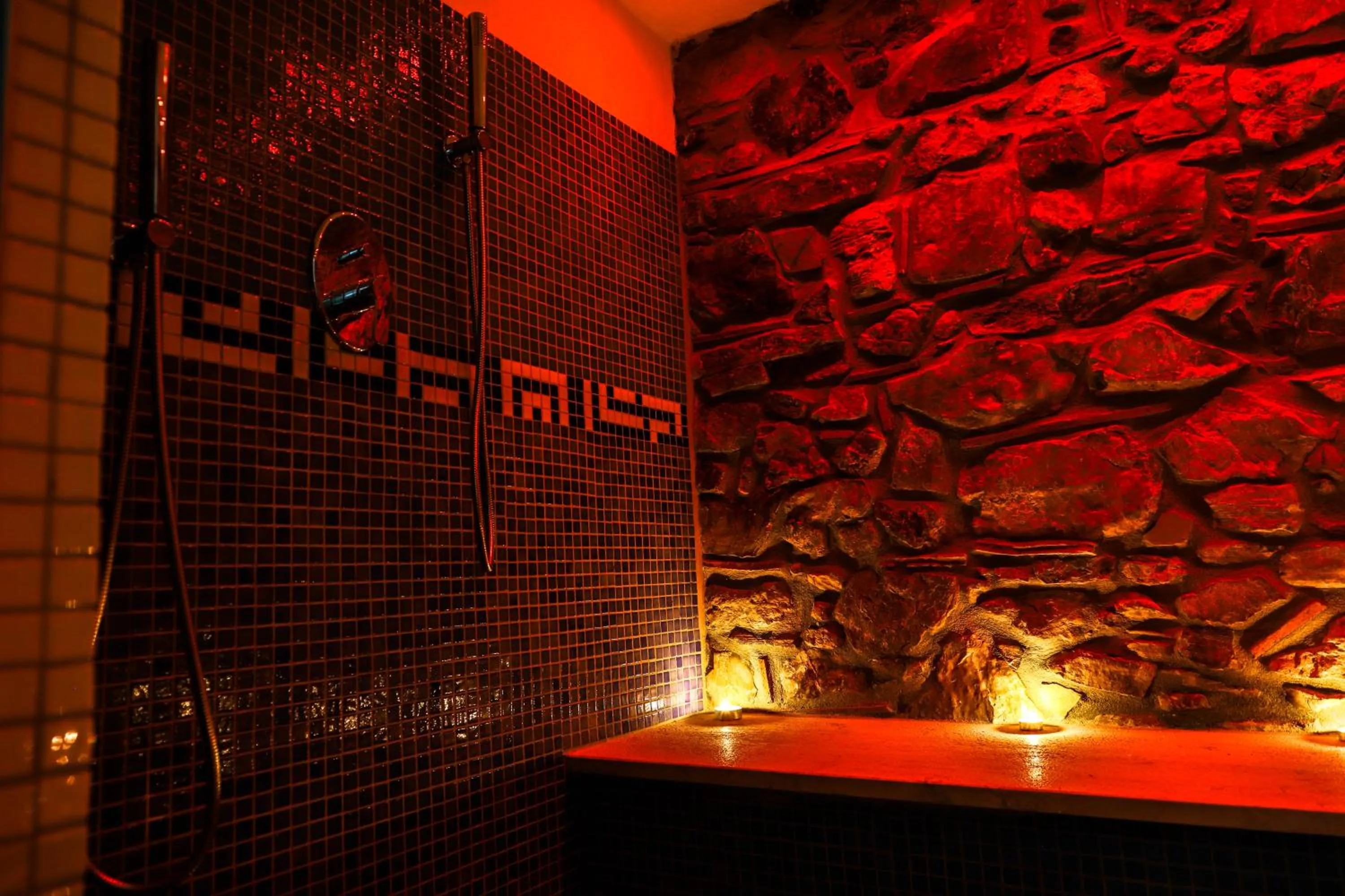 Swimming pool in L' Aia Resort