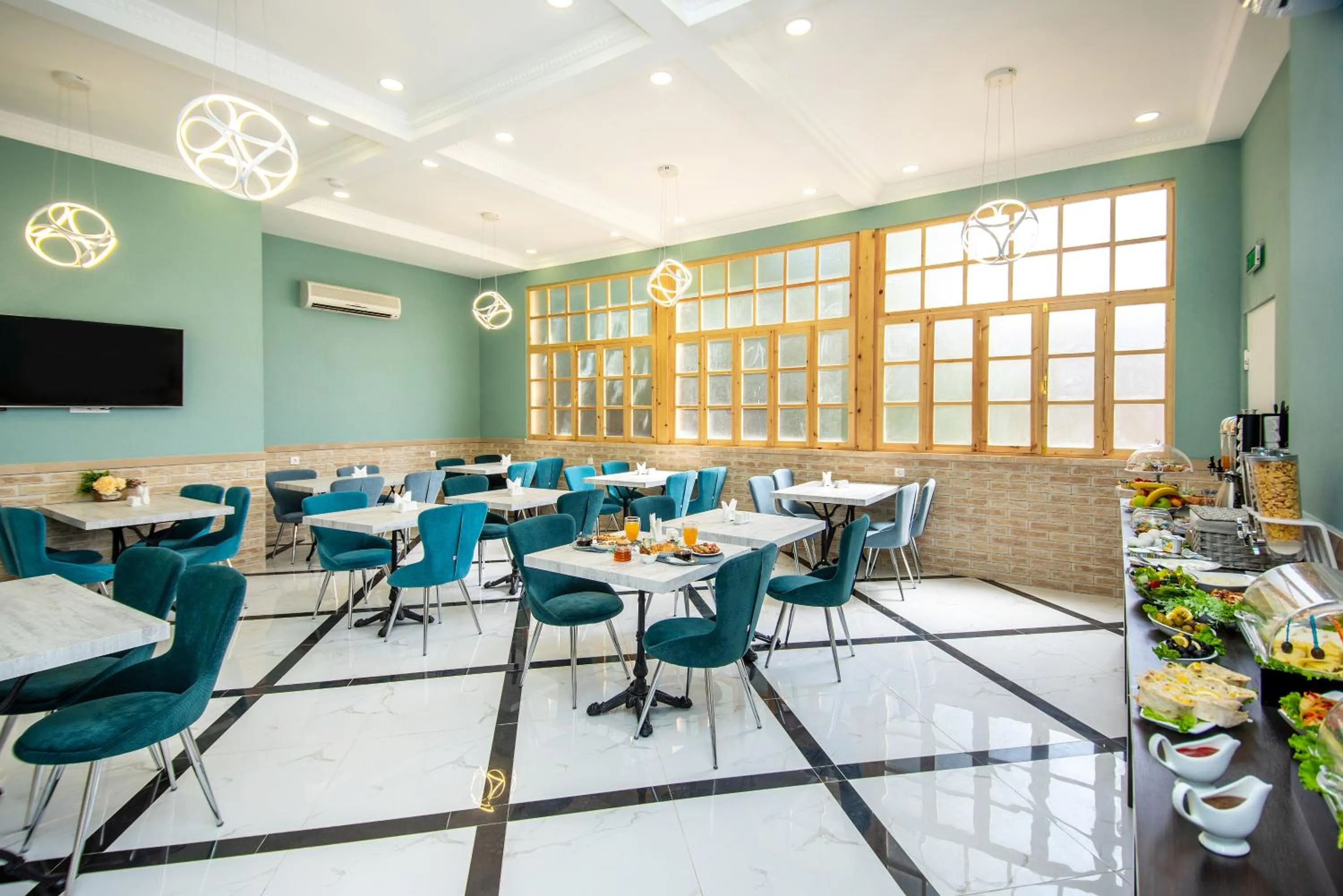 Restaurant/places to eat in Margi Boutique Hotel by DNT Group