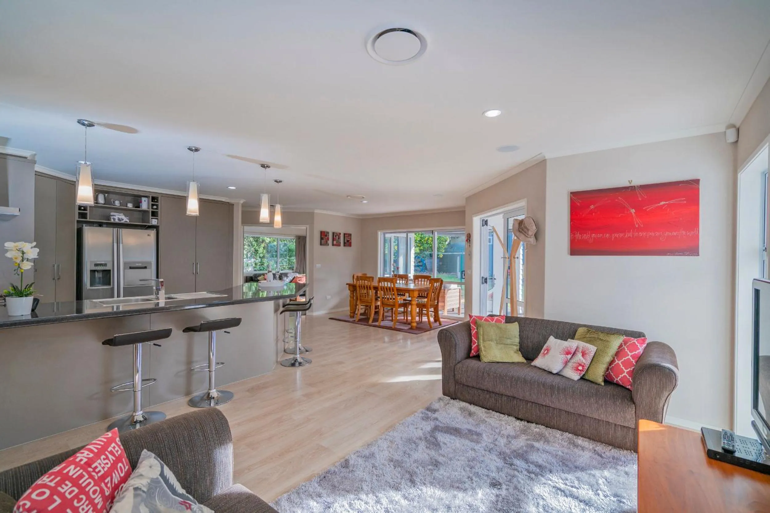 Shower in Hahei Haven - Hahei Holiday Home