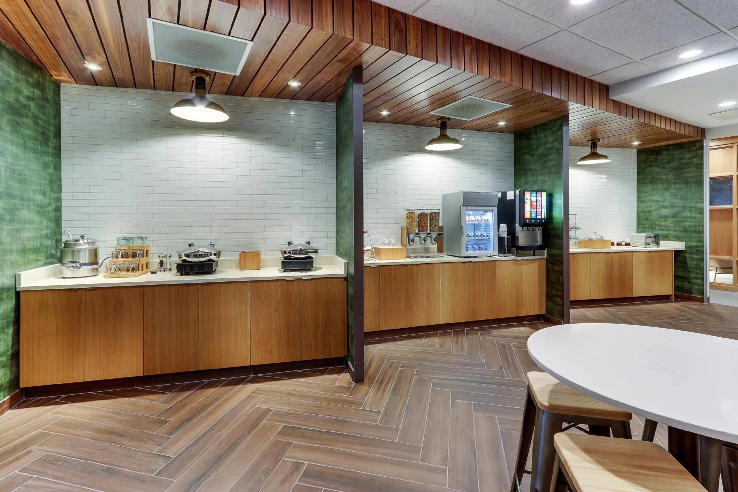 Breakfast in Fairfield Inn & Suites by Marriott Asheville Weaverville