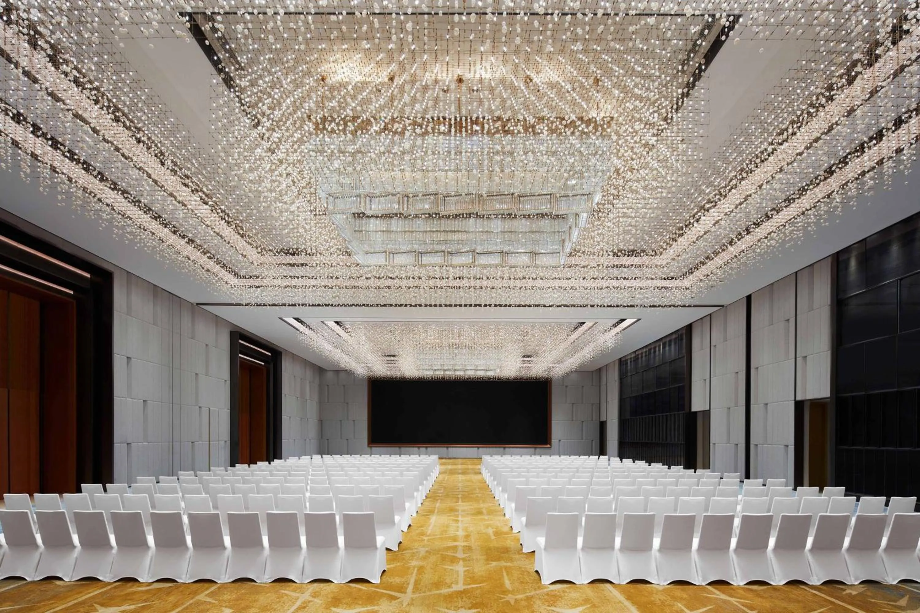 Entertainment in Sheraton Guangzhou Panyu