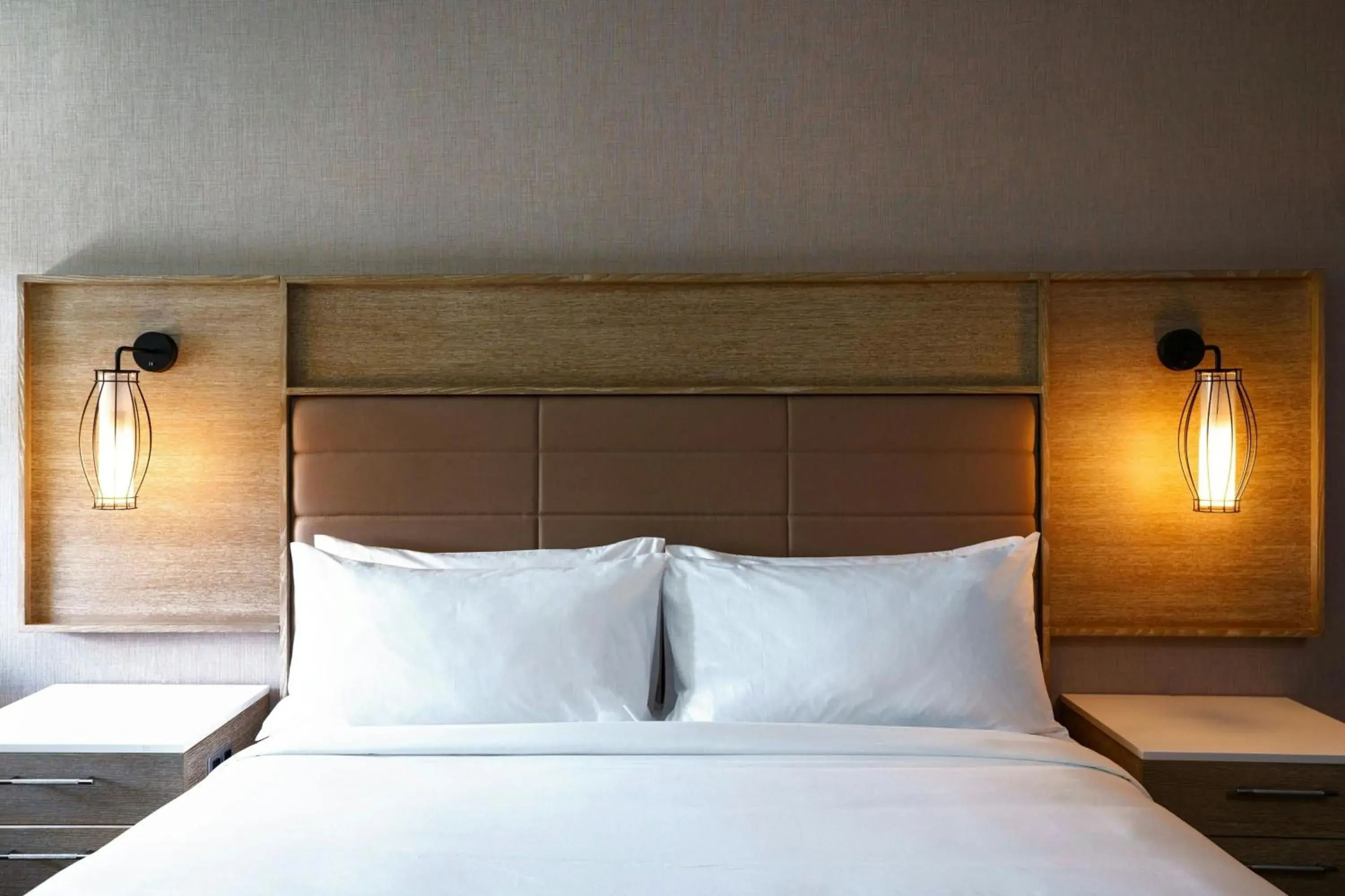 King Guest Room in Renaissance St. Augustine Historic Downtown Hotel King Guest Room in Renaissance St. Augustine Historic Downtown Hotel