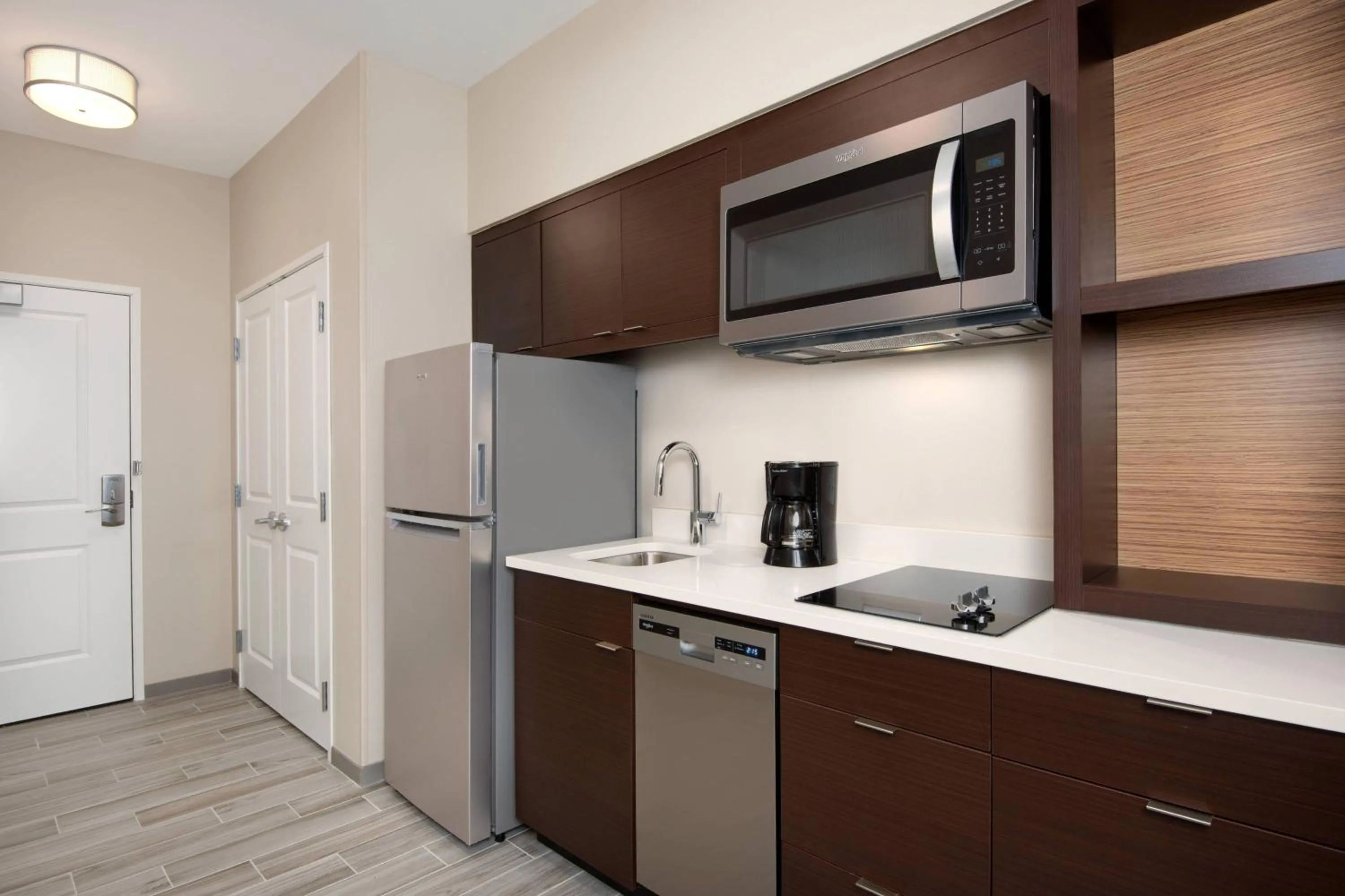 Kitchen or kitchenette in TownePlace Suites by Marriott Niceville Eglin AFB Area