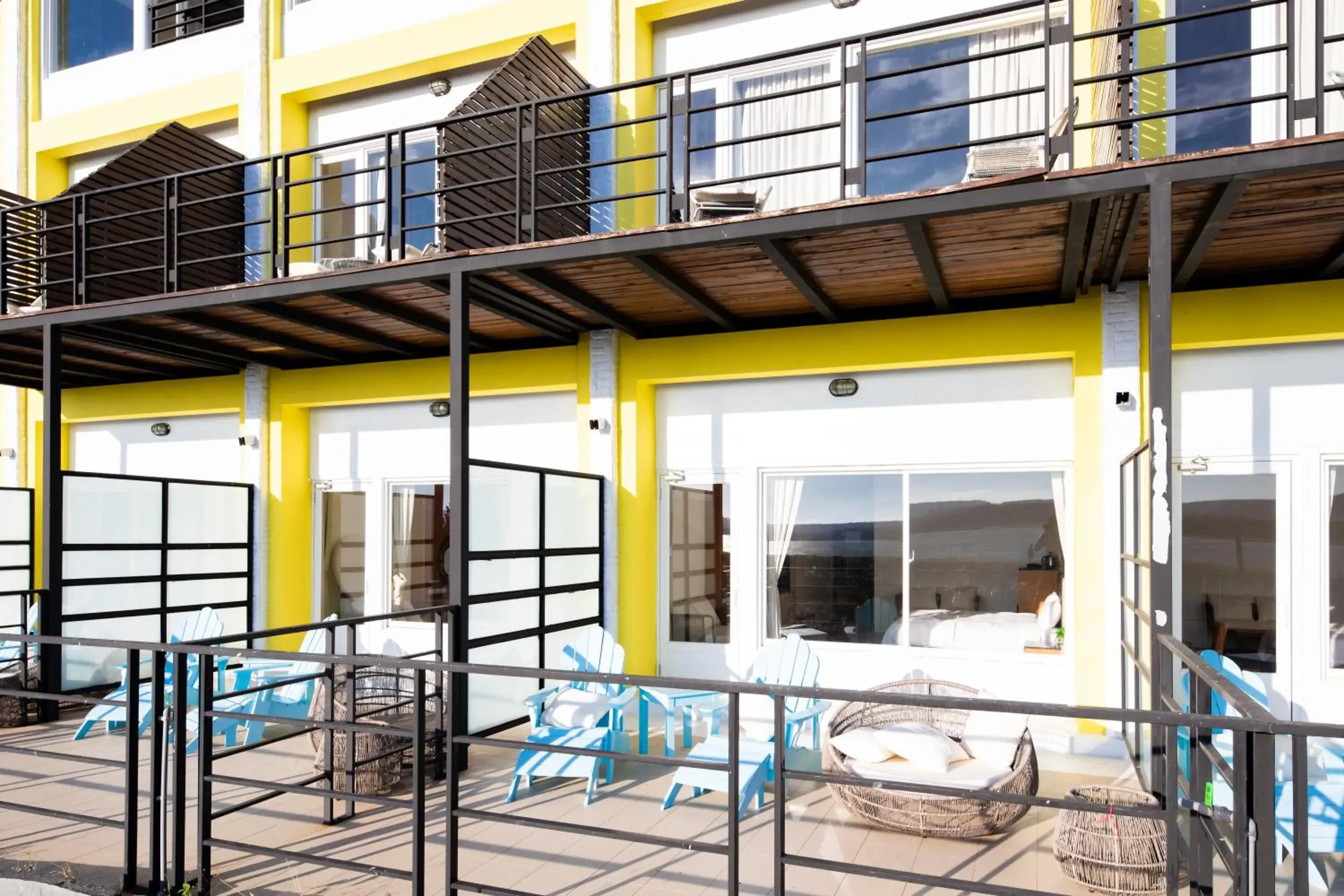 Property building in Lovestar Lakeside Hotel - Starlight Building Property building in Lovestar Lakeside Hotel - Starlight Building