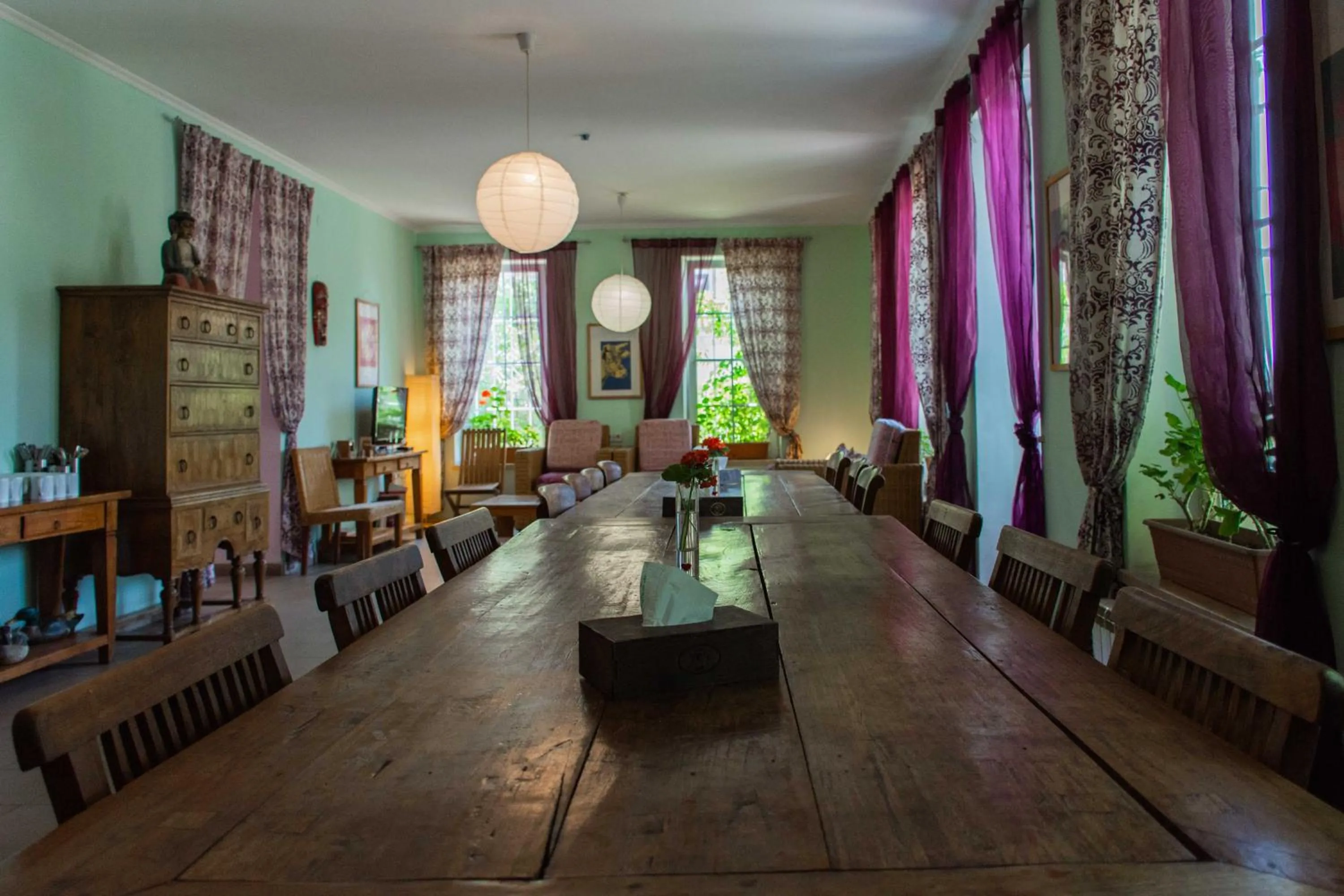 Living room in JR's House