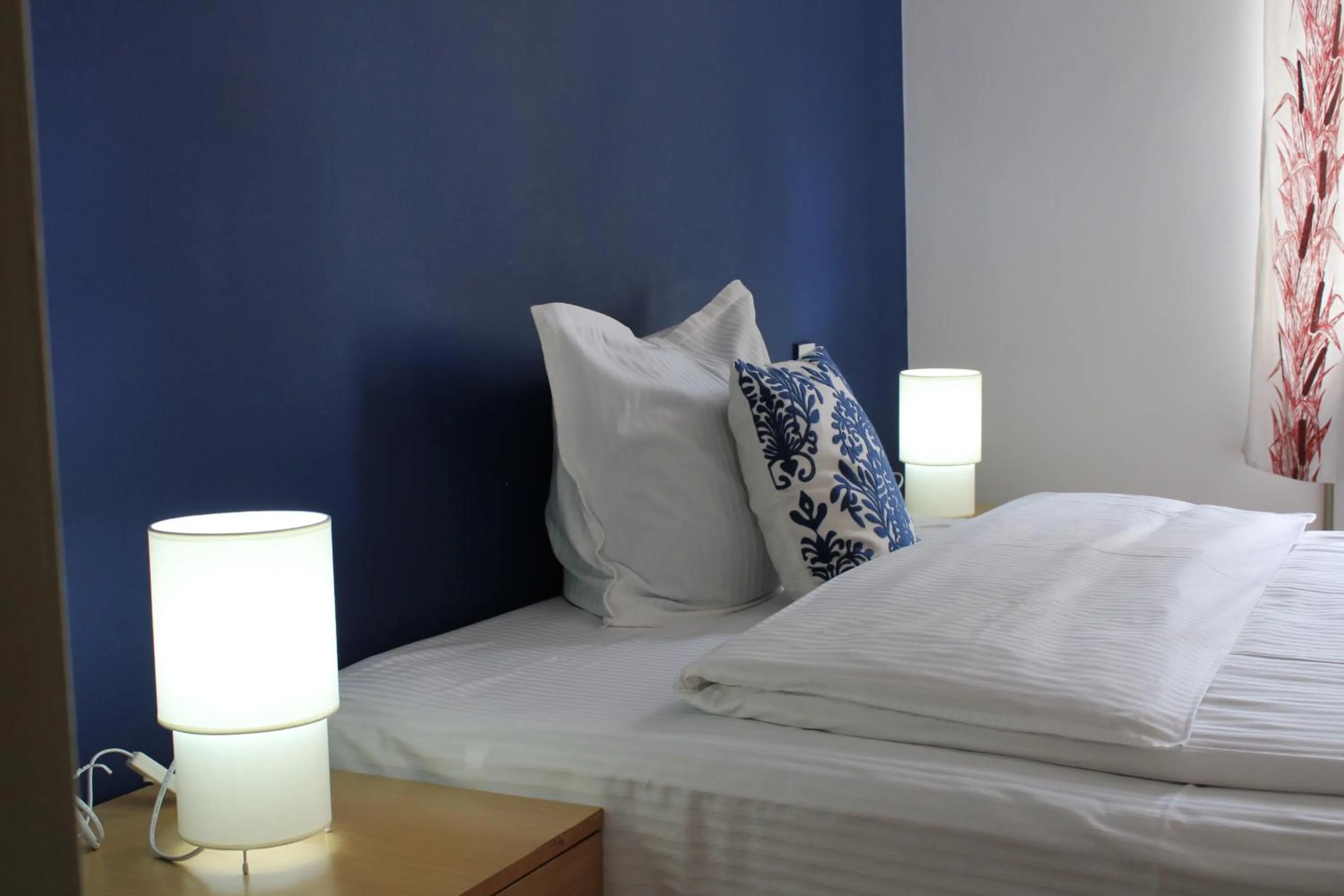 Bedroom, Bed in JR's House