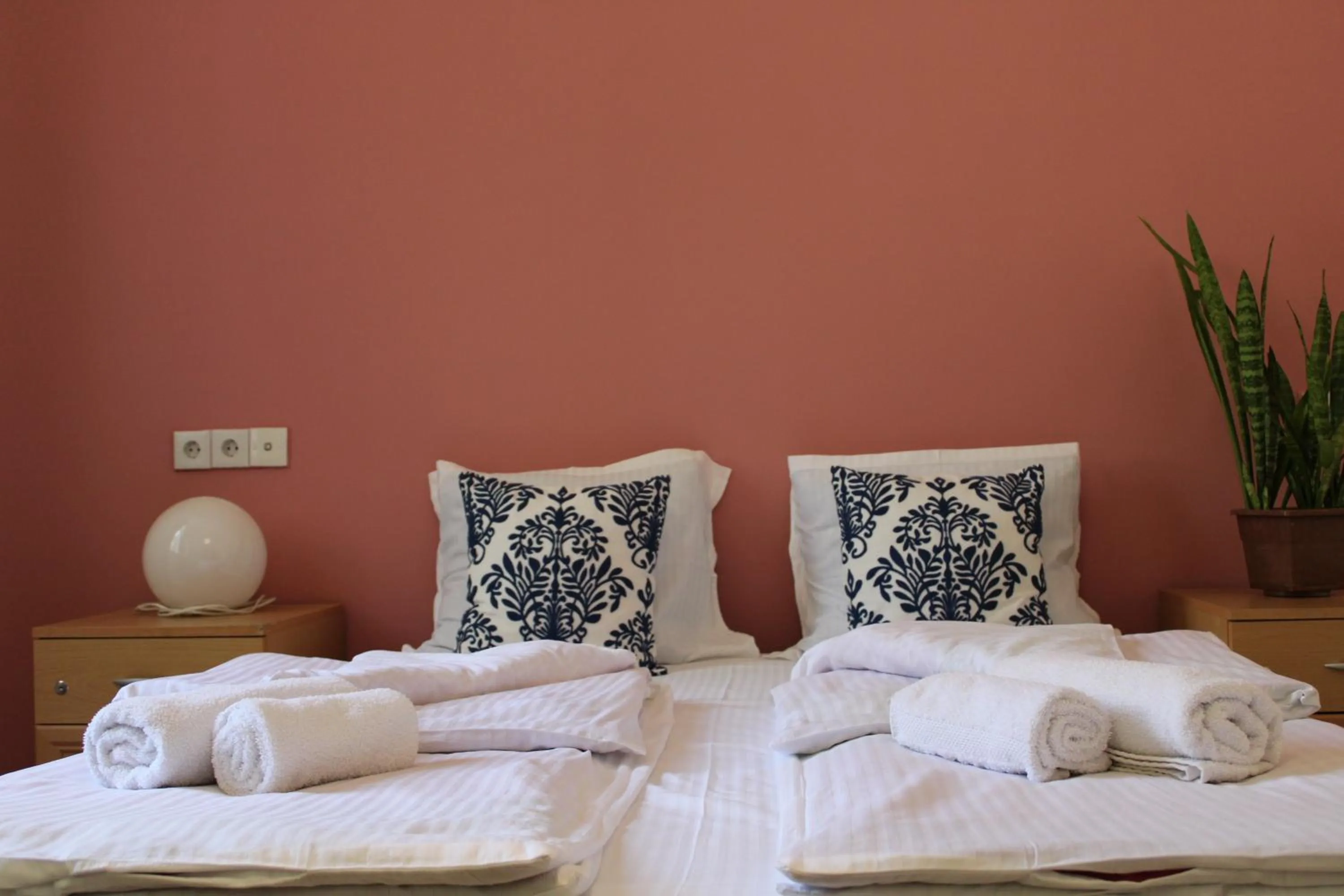 Bedroom, Bed in JR's House