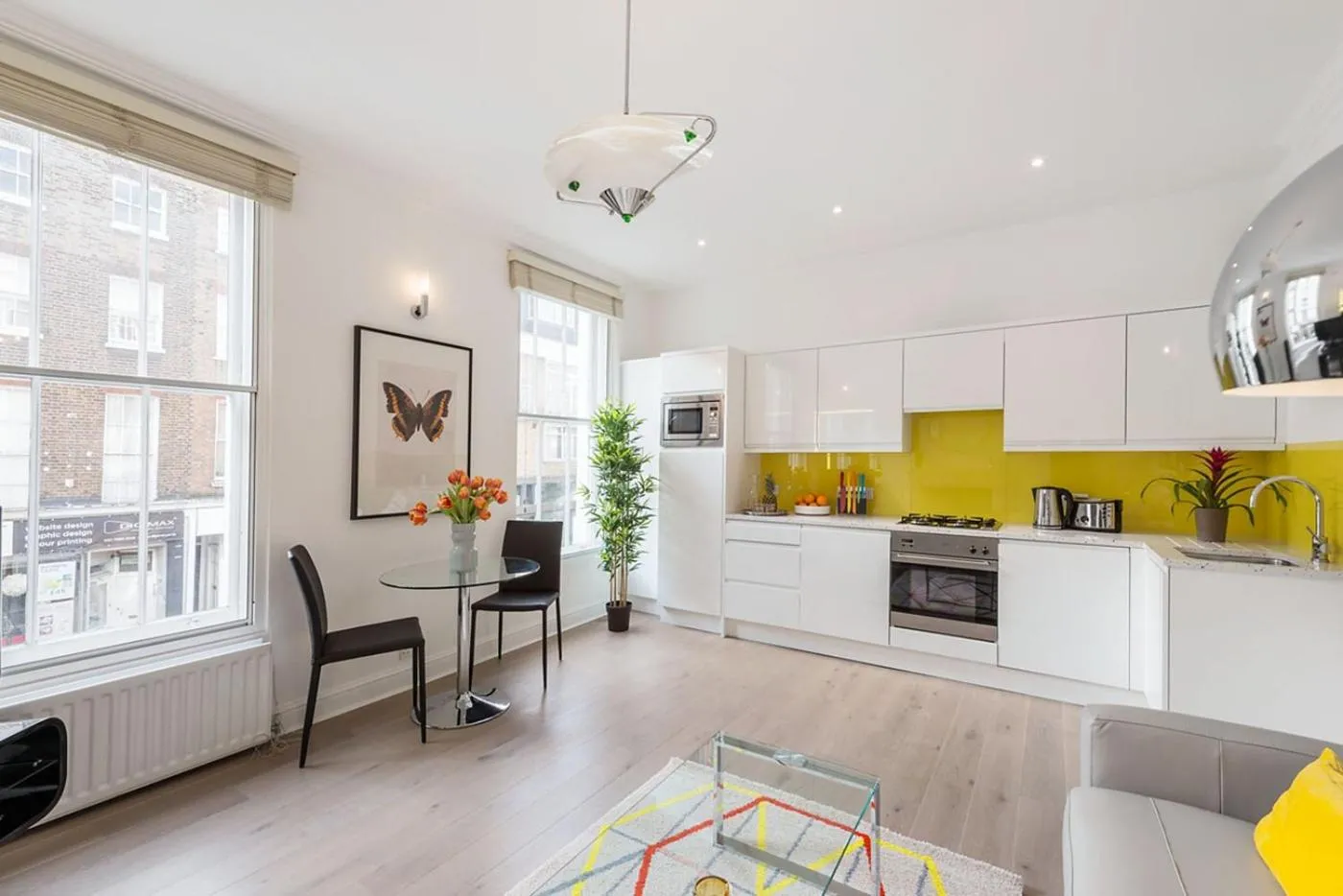 Kitchen or kitchenette in Marylebone - Crawford Street by Viridian Apartments