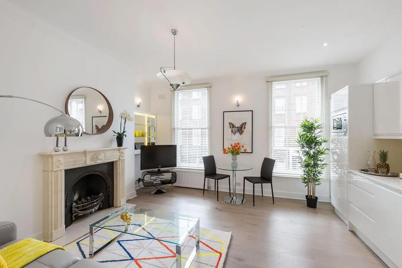 Living room in Marylebone - Crawford Street by Viridian Apartments