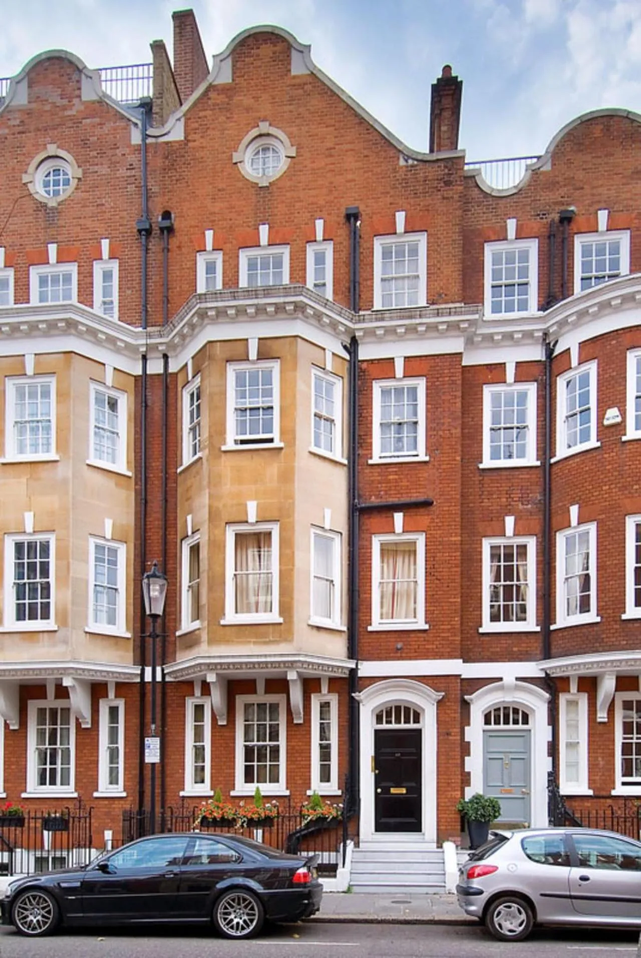 Chelsea - Draycott Place by Viridian Apartments