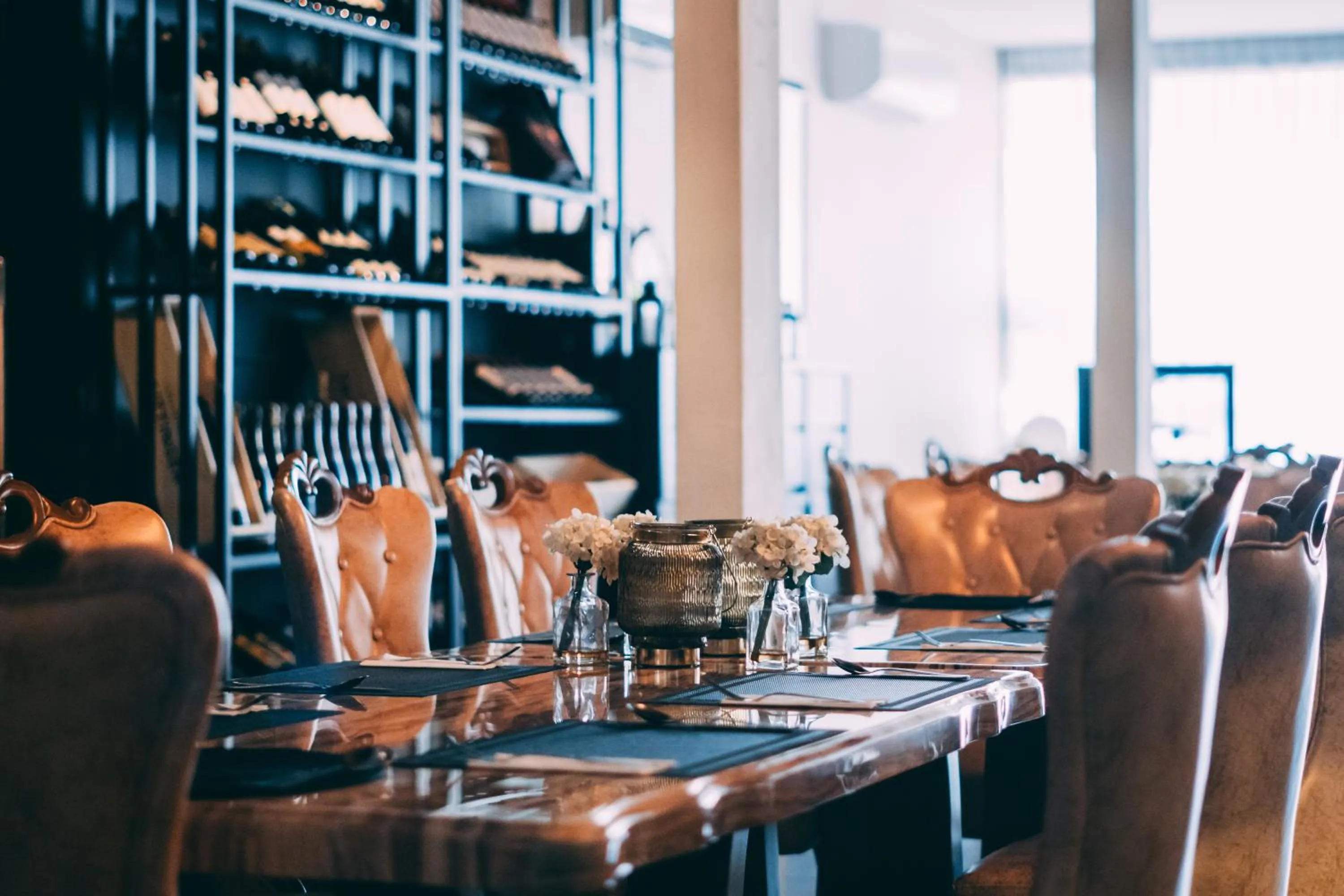 Restaurant/places to eat in Seriental Hotel I check in 3pm-11pm only